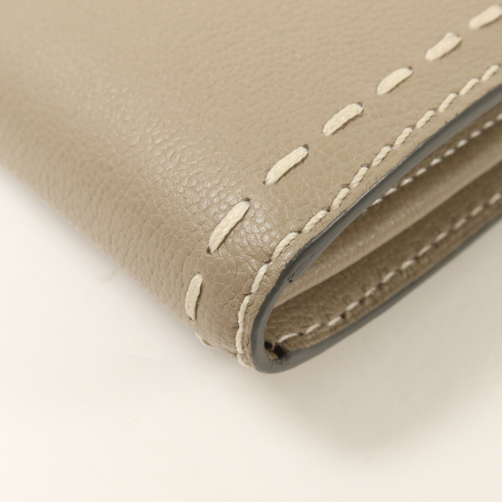 Delvaux 牛皮皮革Brillant Long Wallet Chain鏈帶肩背袋