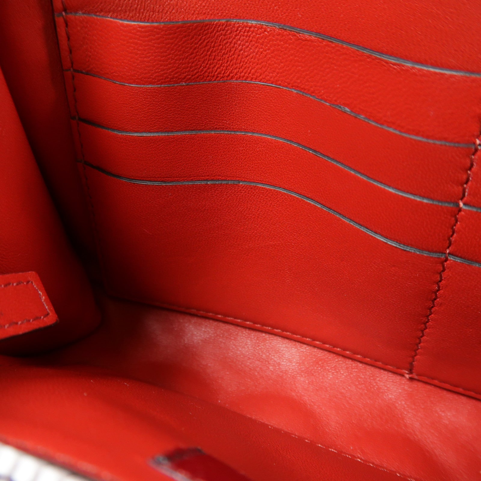 Valentino 牛皮皮革Shoulder Bag鏈帶肩背袋