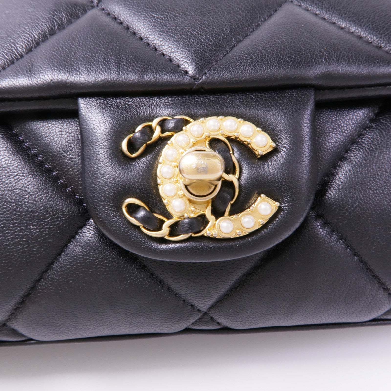 CHANEL 羊皮皮革Chain Shoulder Bag金扣鏈帶肩背袋
