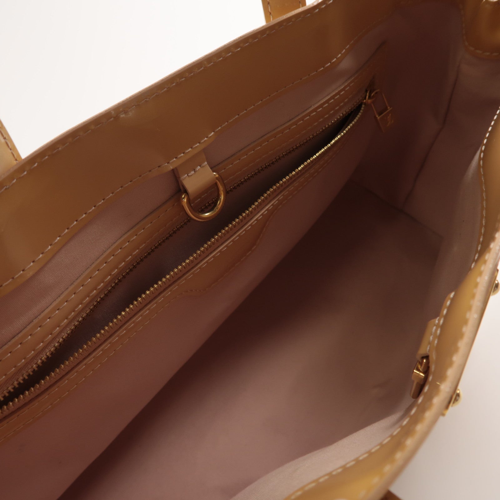 LOUIS VUITTON Monogram Vernis Wilshire PM金扣手挽袋米色
