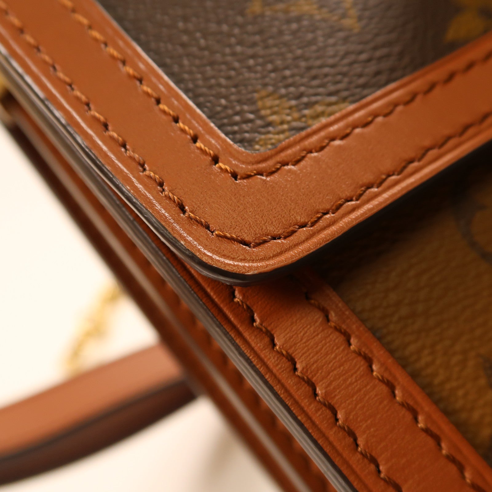LOUIS VUITTON Monogram Reverse Dauphine MM金扣肩背兩用袋啡色