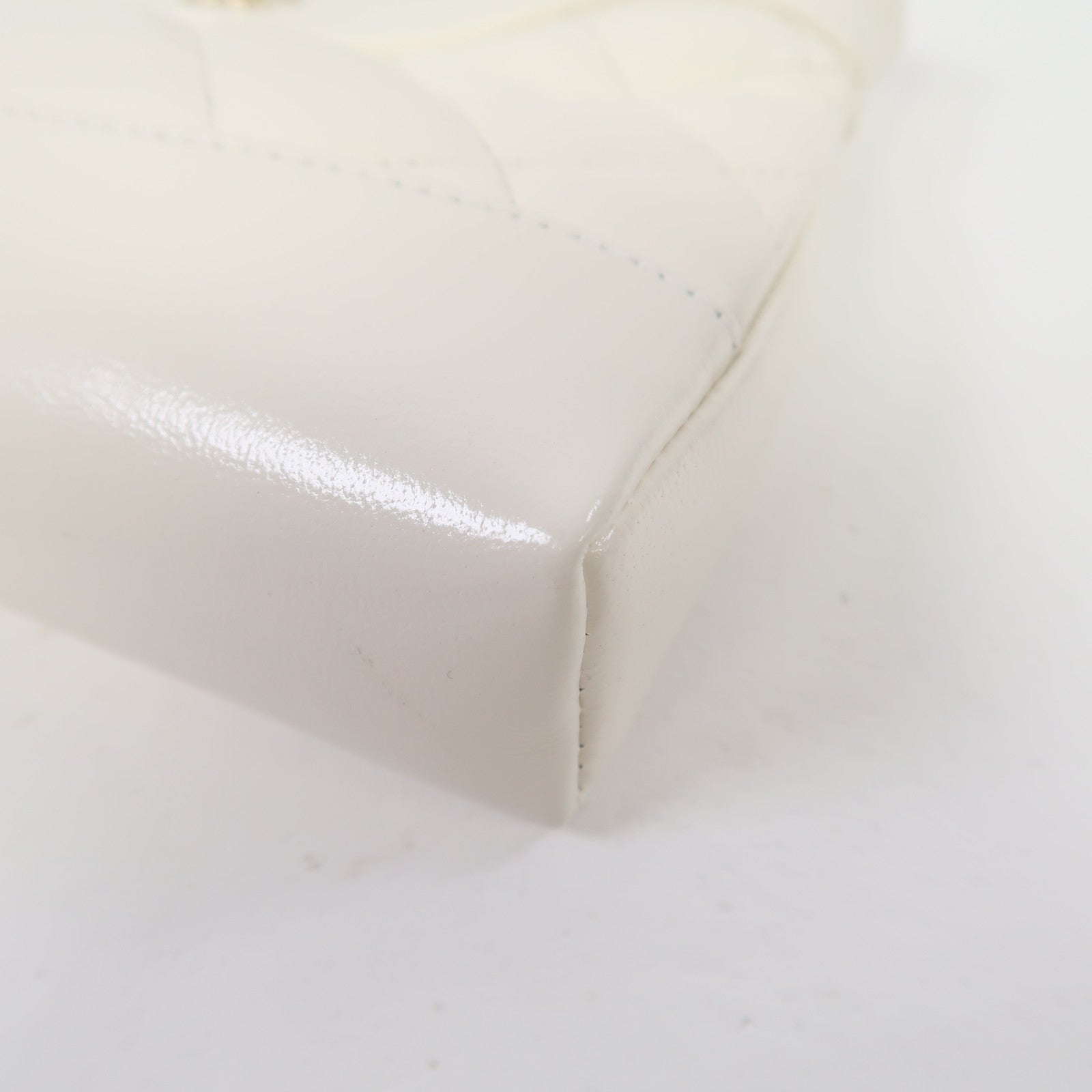 CHANEL 菱格牛皮皮革Shoulder Bag金扣鏈帶肩背袋白色