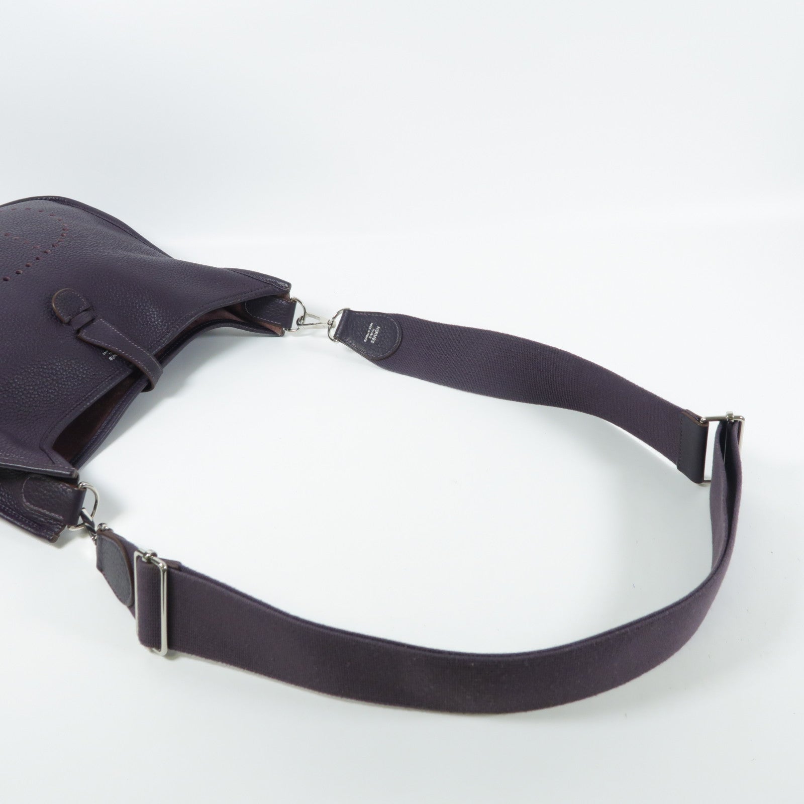 HERMES Clemence皮革Evelyne PM銀扣肩背袋Raisin
