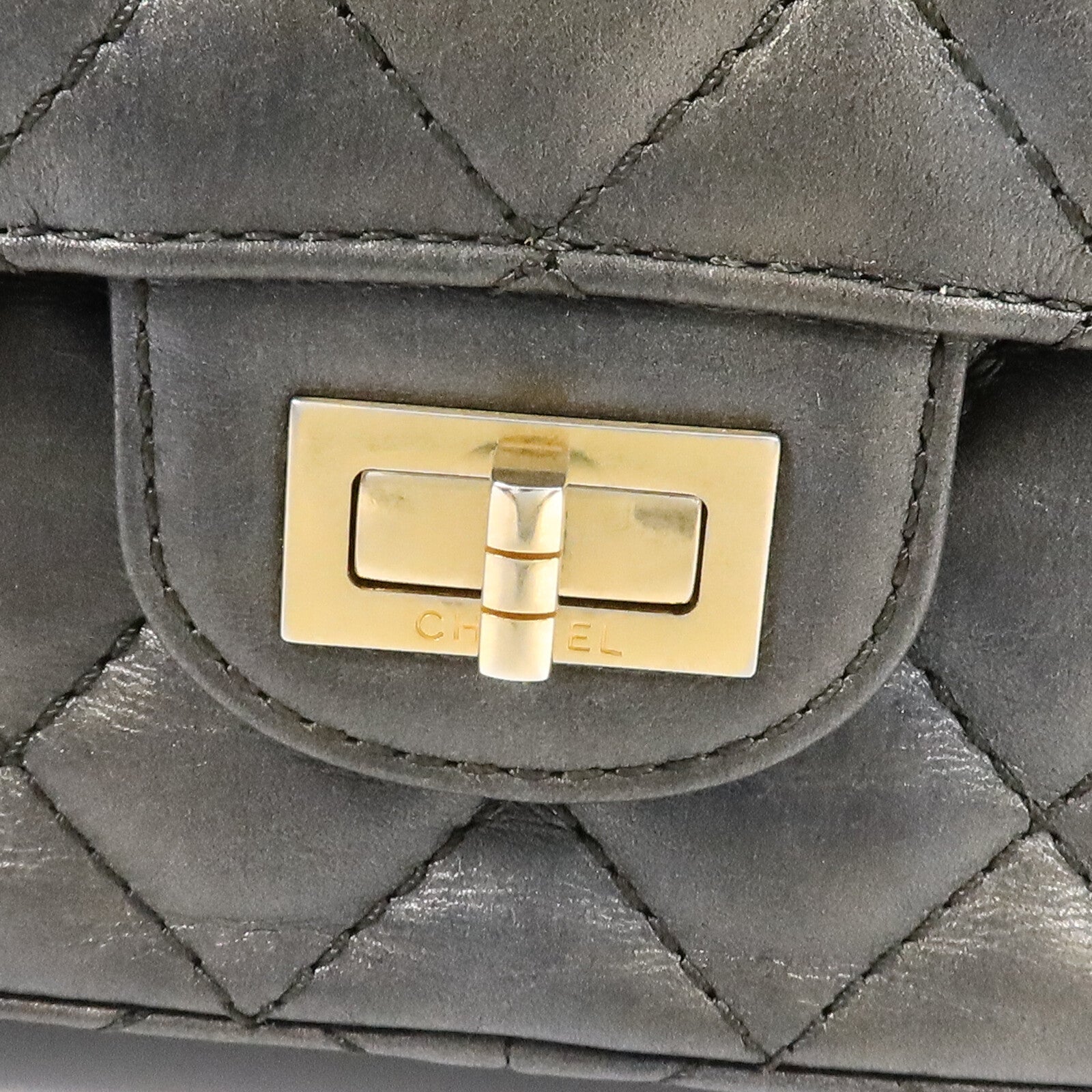 CHANEL 牛皮皮革2.55 Large鏈帶肩背袋