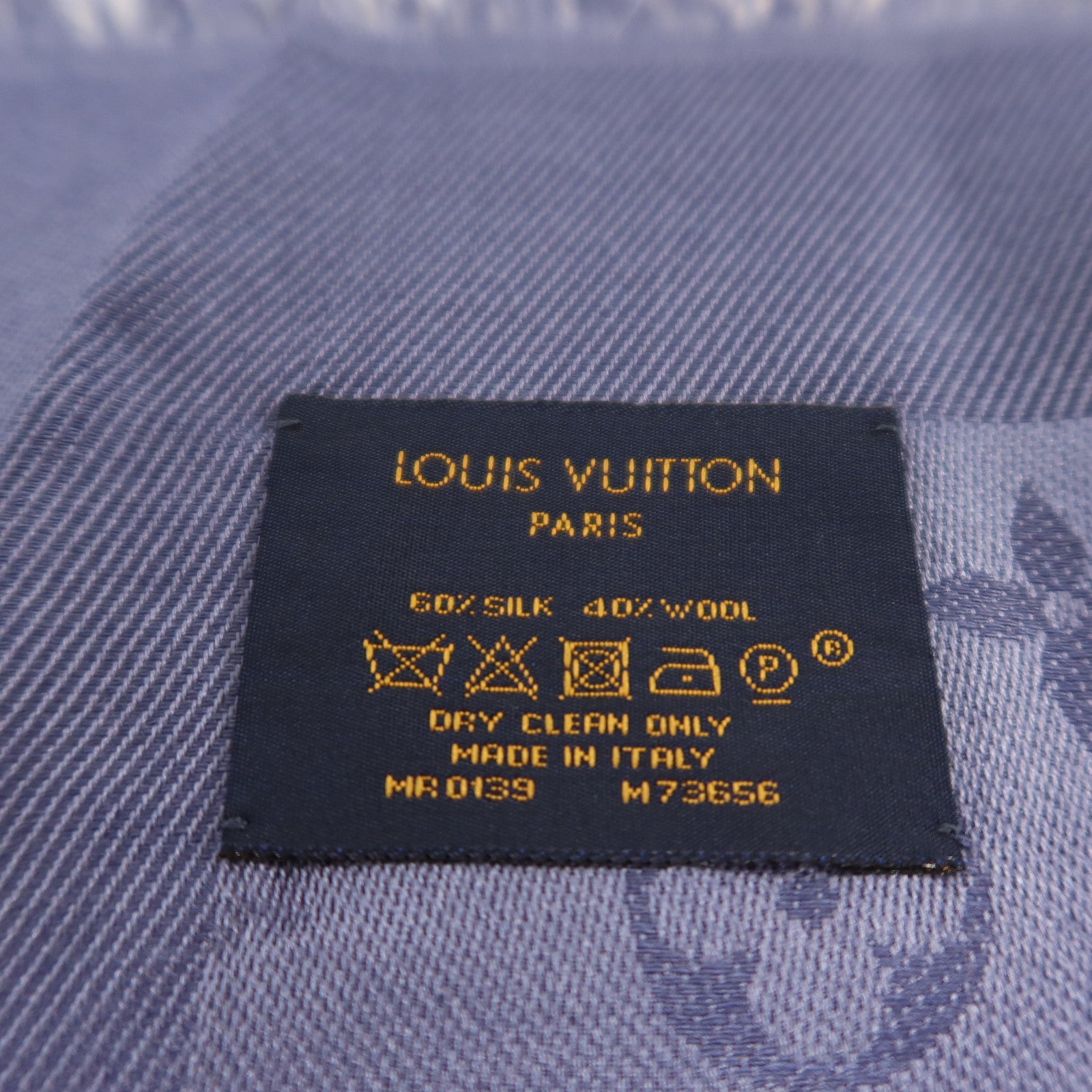 LOUIS VUITTON 絲質/羊毛Monogram Scarf 142.5x142.5絲巾