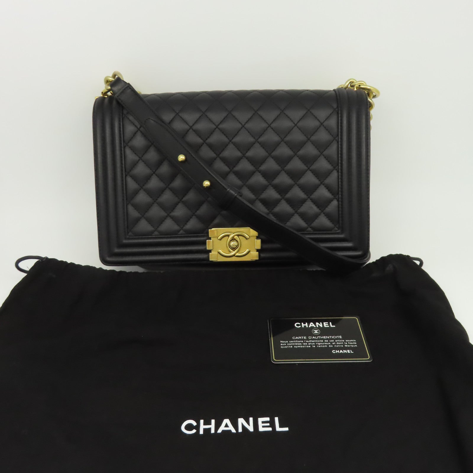 CHANEL 【激減優惠】菱格牛皮皮革Boy 28cm金扣鏈帶肩背袋黑色