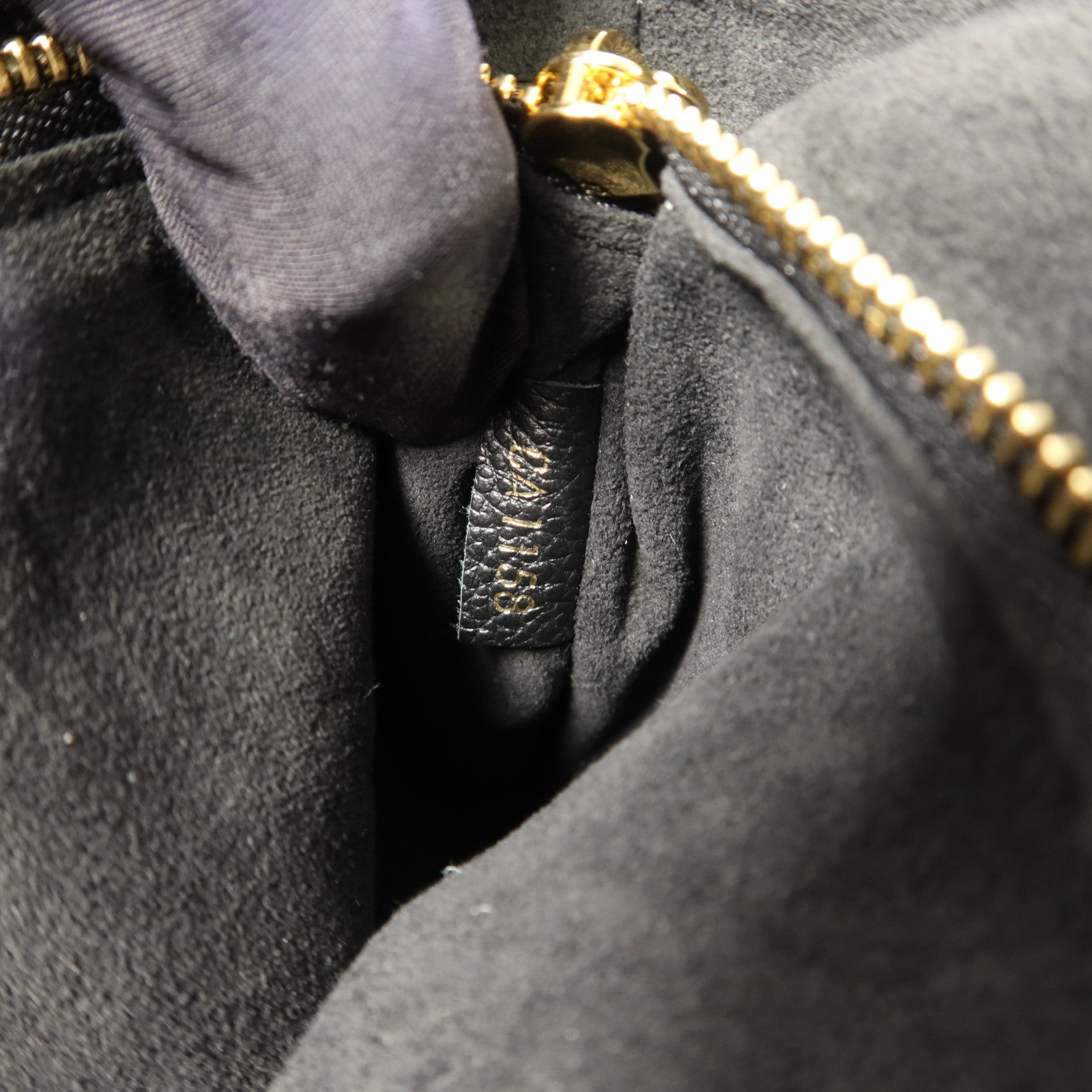 LOUIS VUITTON Mongram Saint Placide金扣肩背袋