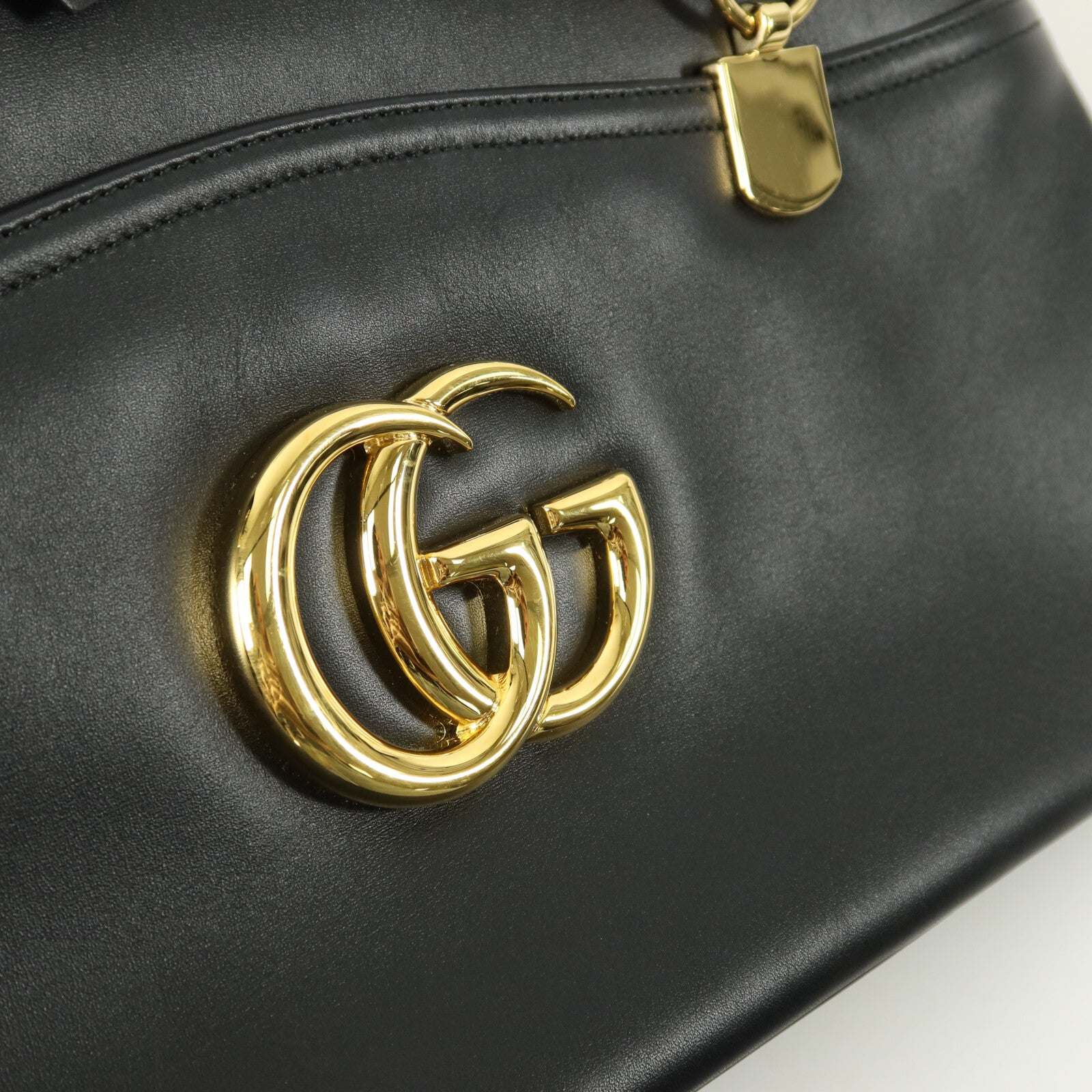GUCCI 牛皮皮革Arli肩背袋