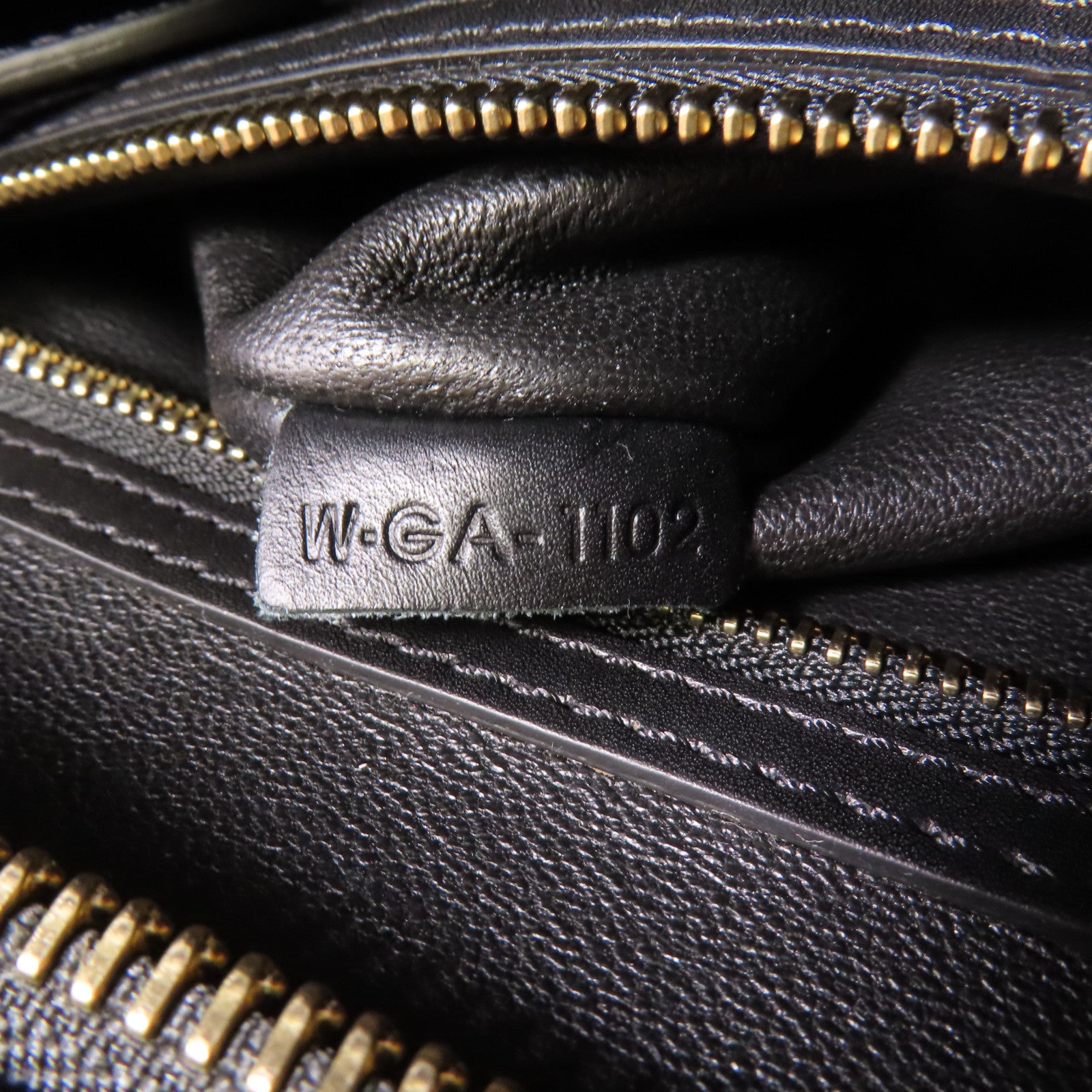 CELINE 牛皮皮革/馬毛Micro Luggage金扣手挽袋