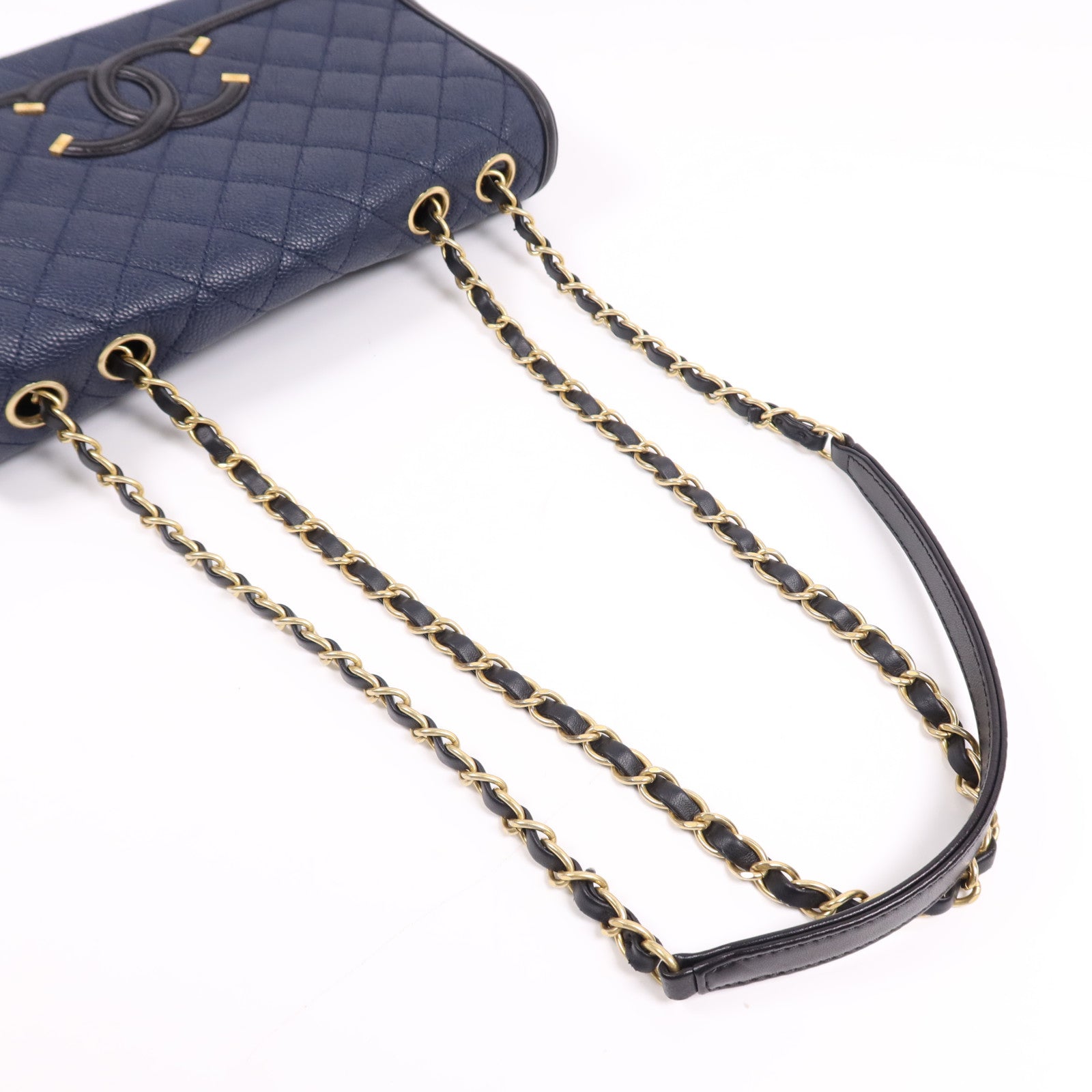 CHANEL 牛皮皮革Filigree Chain Bag金扣鏈帶肩背袋