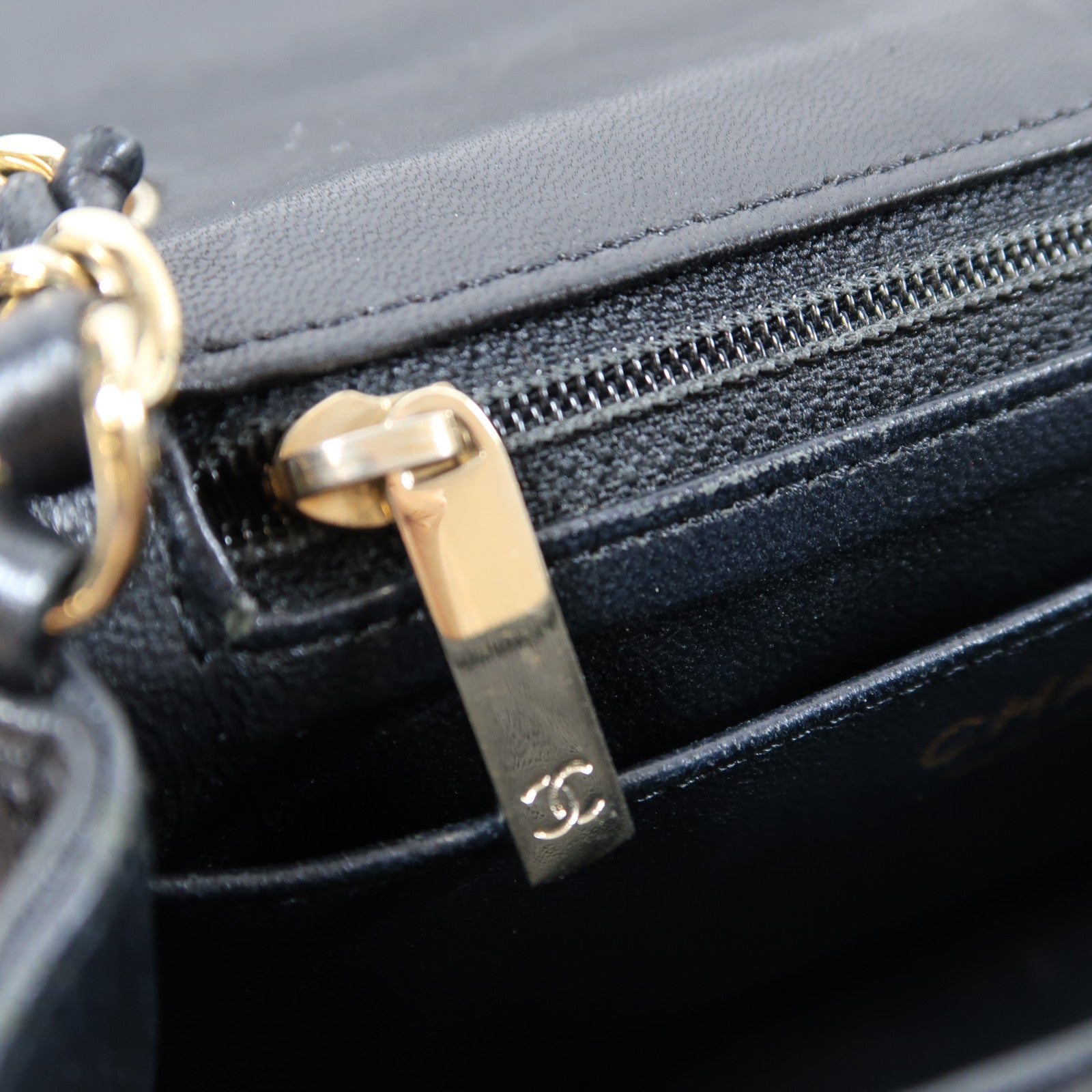 CHANEL 菱格羊皮皮革Chain Shoulder Bag金扣鏈帶肩背袋黑色