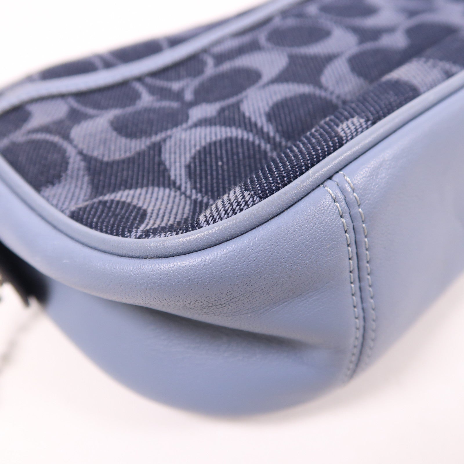 COACH 帆布Shoulder Bag銀扣肩背袋