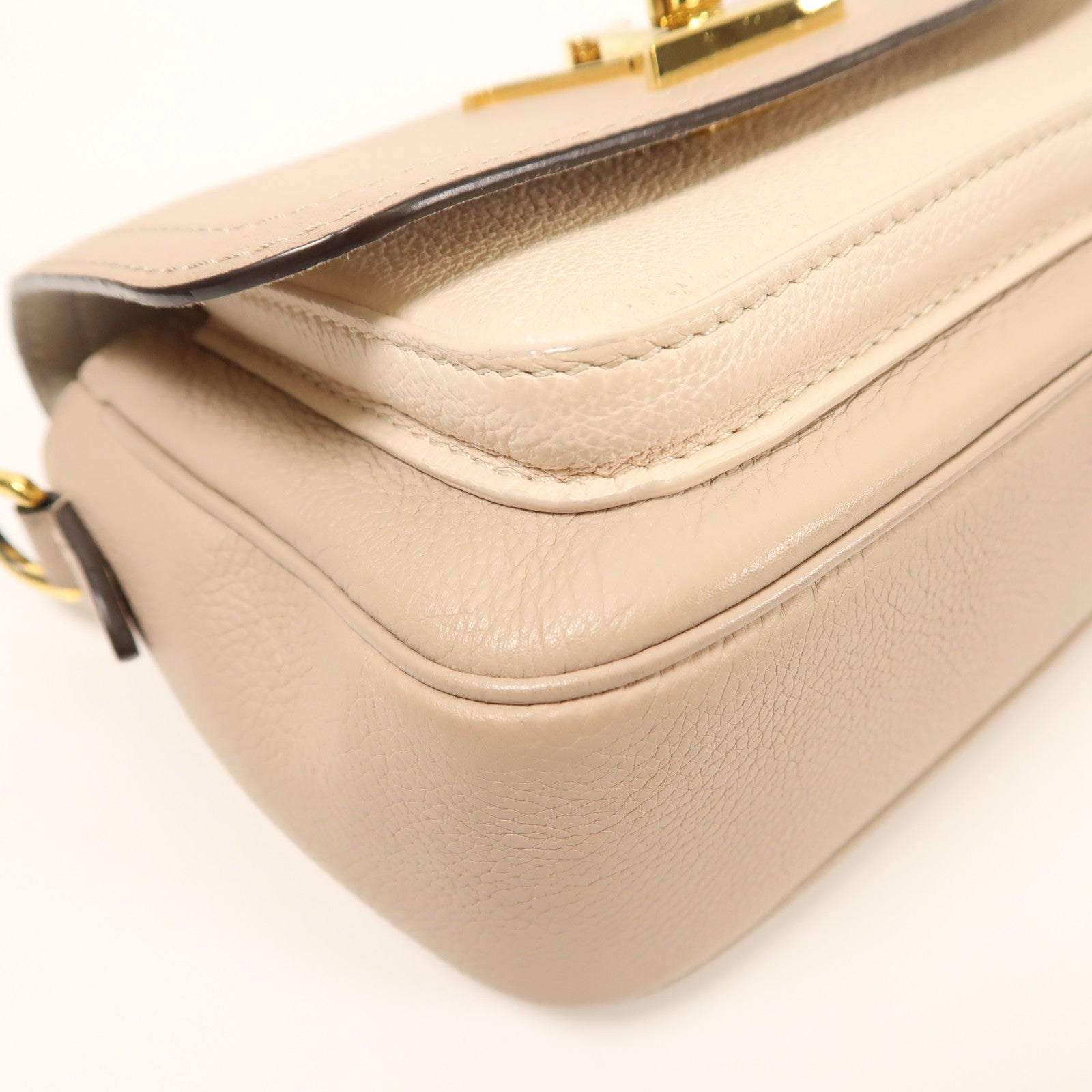 LOUIS VUITTON 【激減優惠】牛皮皮革Lockme Tender金扣鏈帶肩背袋