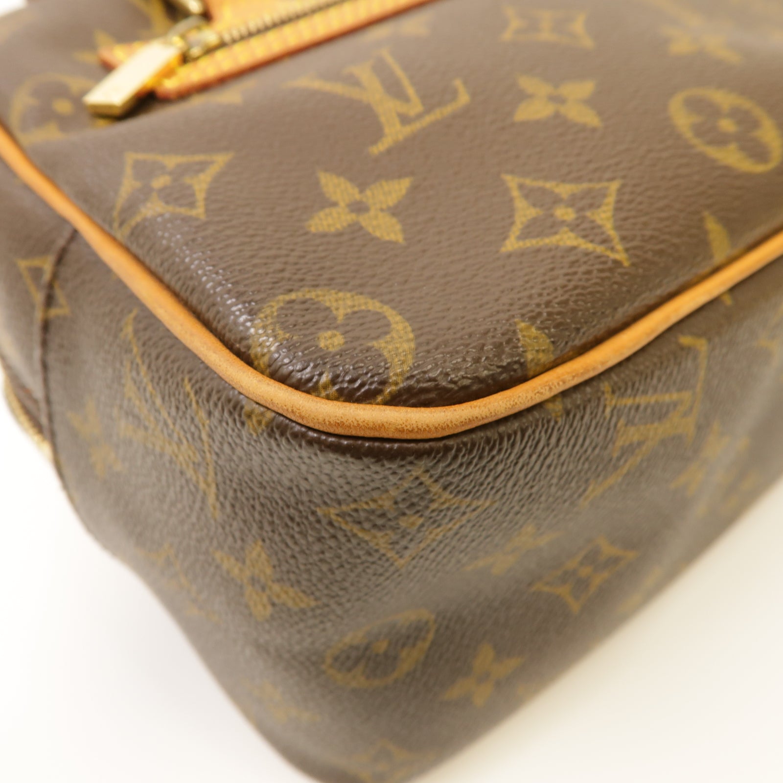 LOUIS VUITTON Monogram Cite MM金扣肩背袋棕色