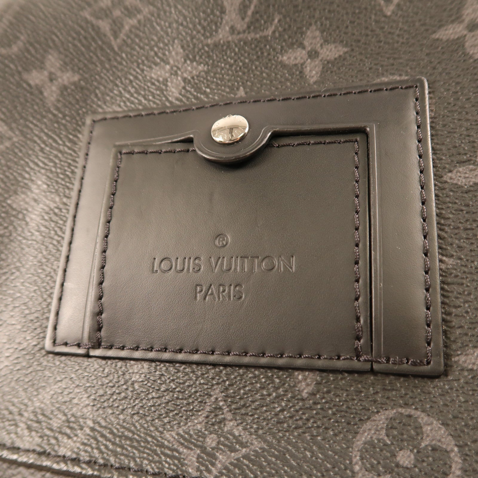 LOUIS VUITTON Monogram Eclipse Messenger PM Voyager銀扣肩背袋