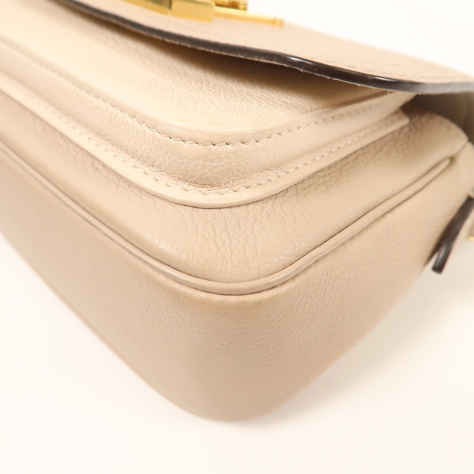 LOUIS VUITTON 牛皮皮革Lockme Tender金扣鏈帶肩背袋