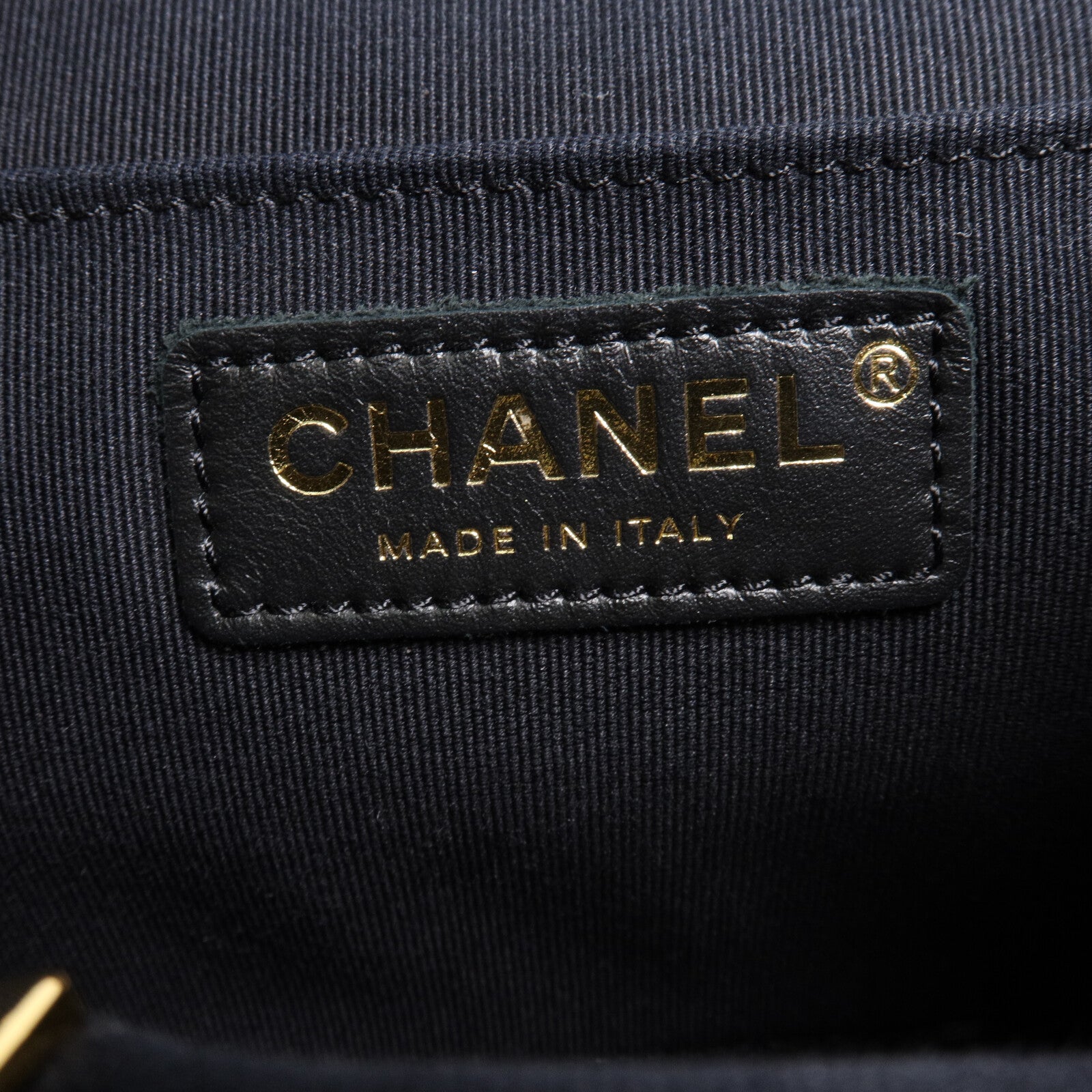 CHANEL 牛皮皮革Duma Small背包