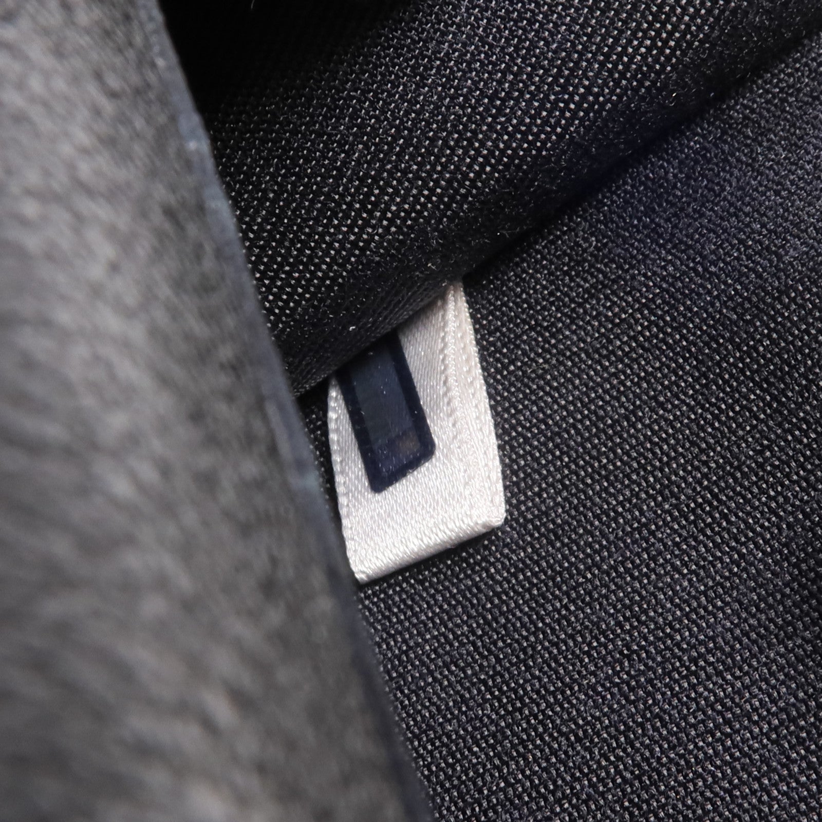 JIMMY CHOO 牛皮皮革Shoulder Bag金扣鏈帶肩背袋