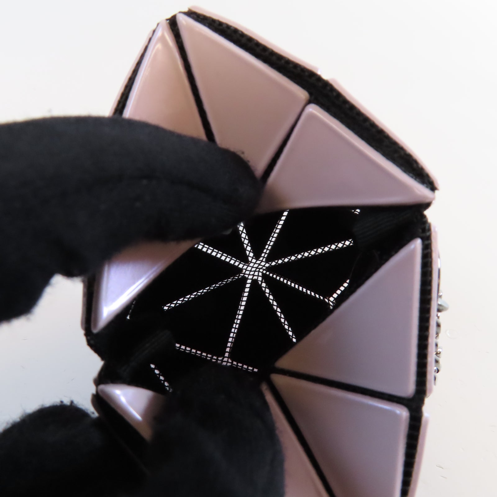 ISSEY MIYAKE 【激減優惠】PVC Charm銀扣掛飾粉紅色