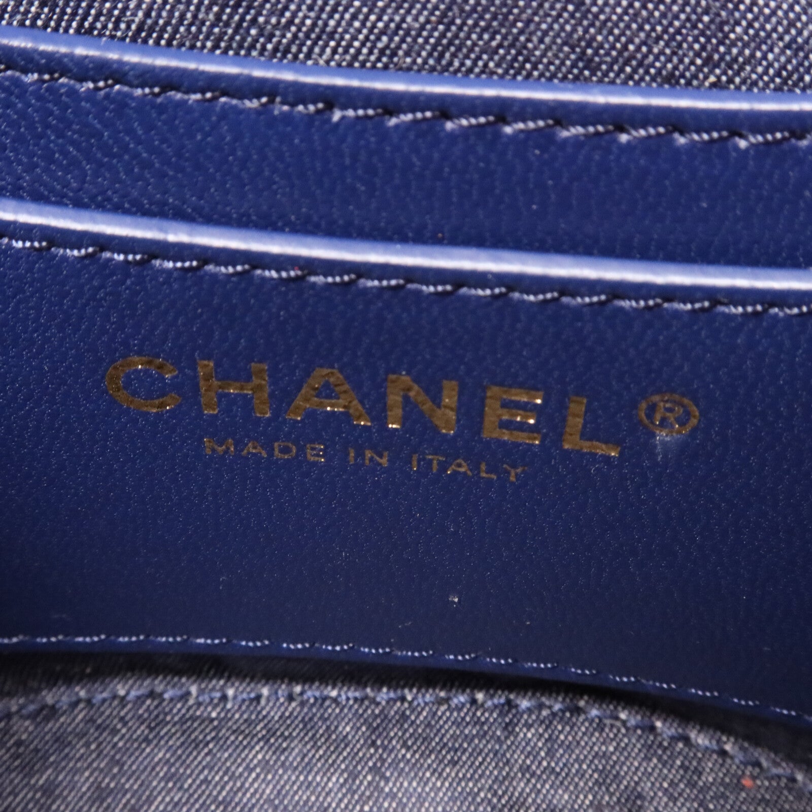 CHANEL 羊皮皮革Vanity Case鏈帶肩背袋
