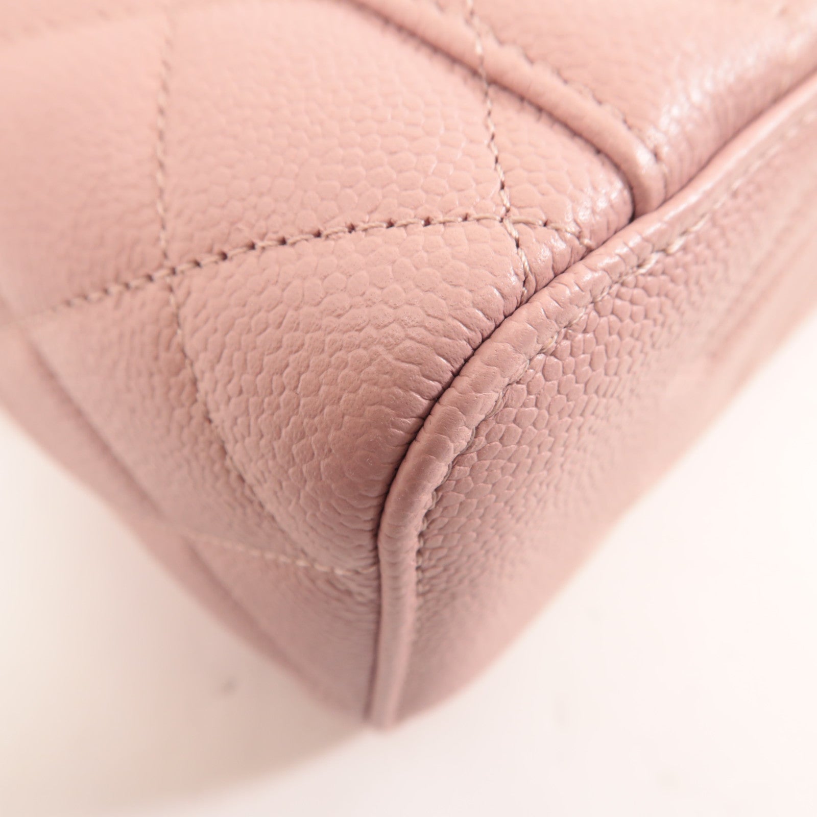 CHANEL 菱格牛皮皮革Vanity Case金扣鏈帶肩背袋粉紅色