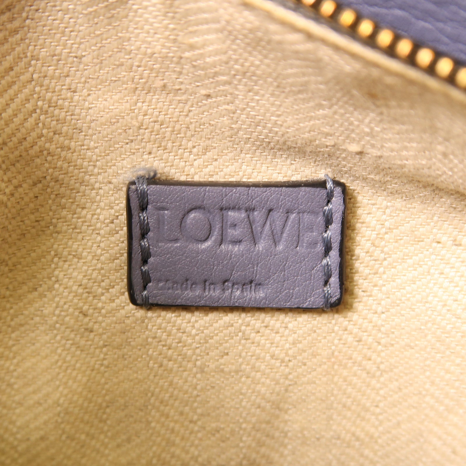 LOEWE 牛皮皮革Puzzie Mini金扣手挽肩背兩用袋
