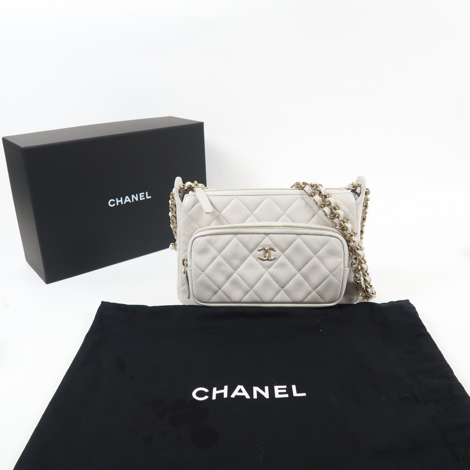 CHANEL 牛皮皮革Cluth With Chain金扣鏈帶肩背袋