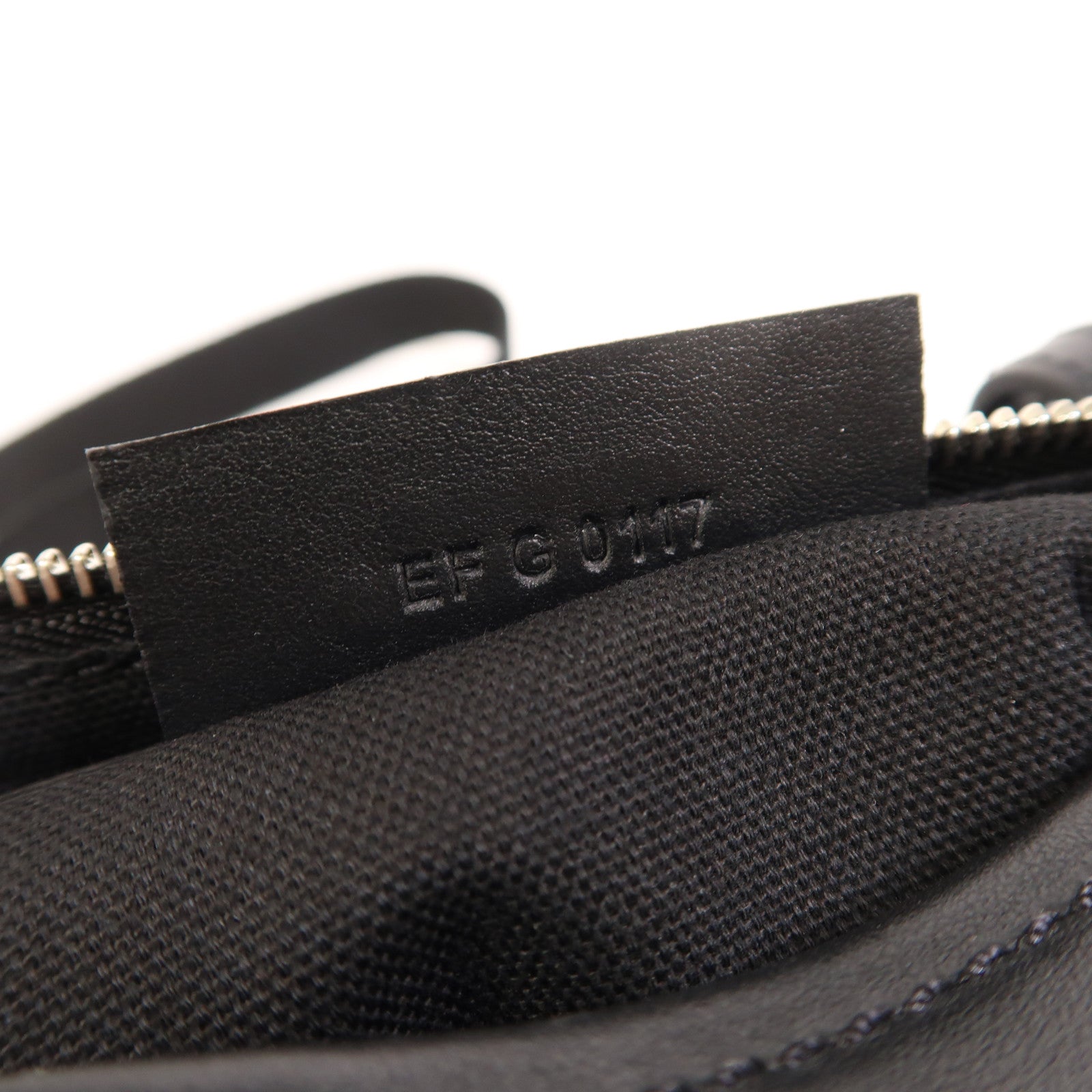 GIVENCHY 牛皮皮革Mini Pandora銀扣肩背袋