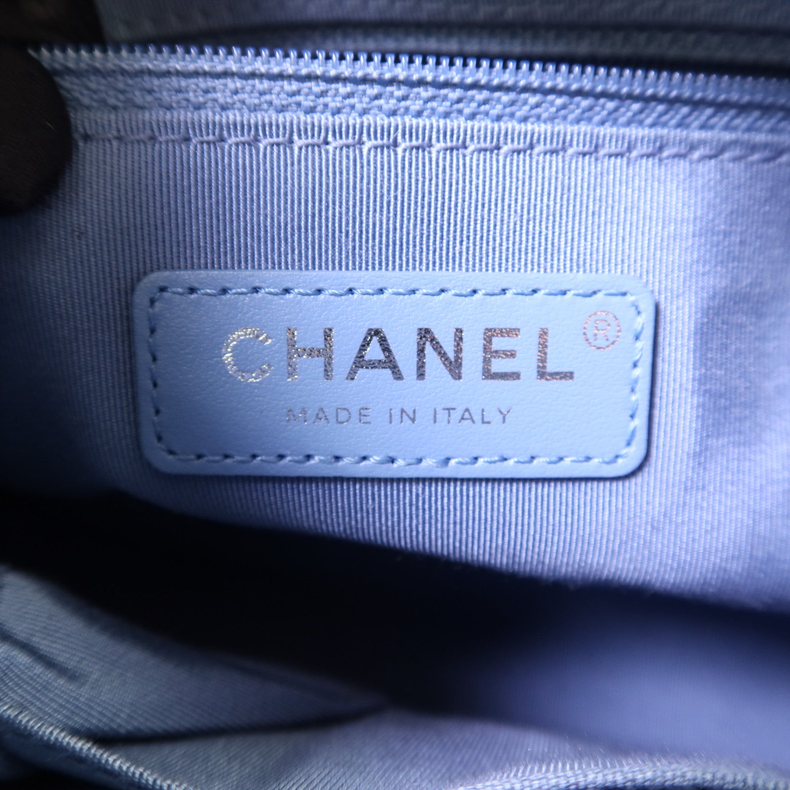 CHANEL 牛皮皮革Gabrielle Small鏈帶肩背袋