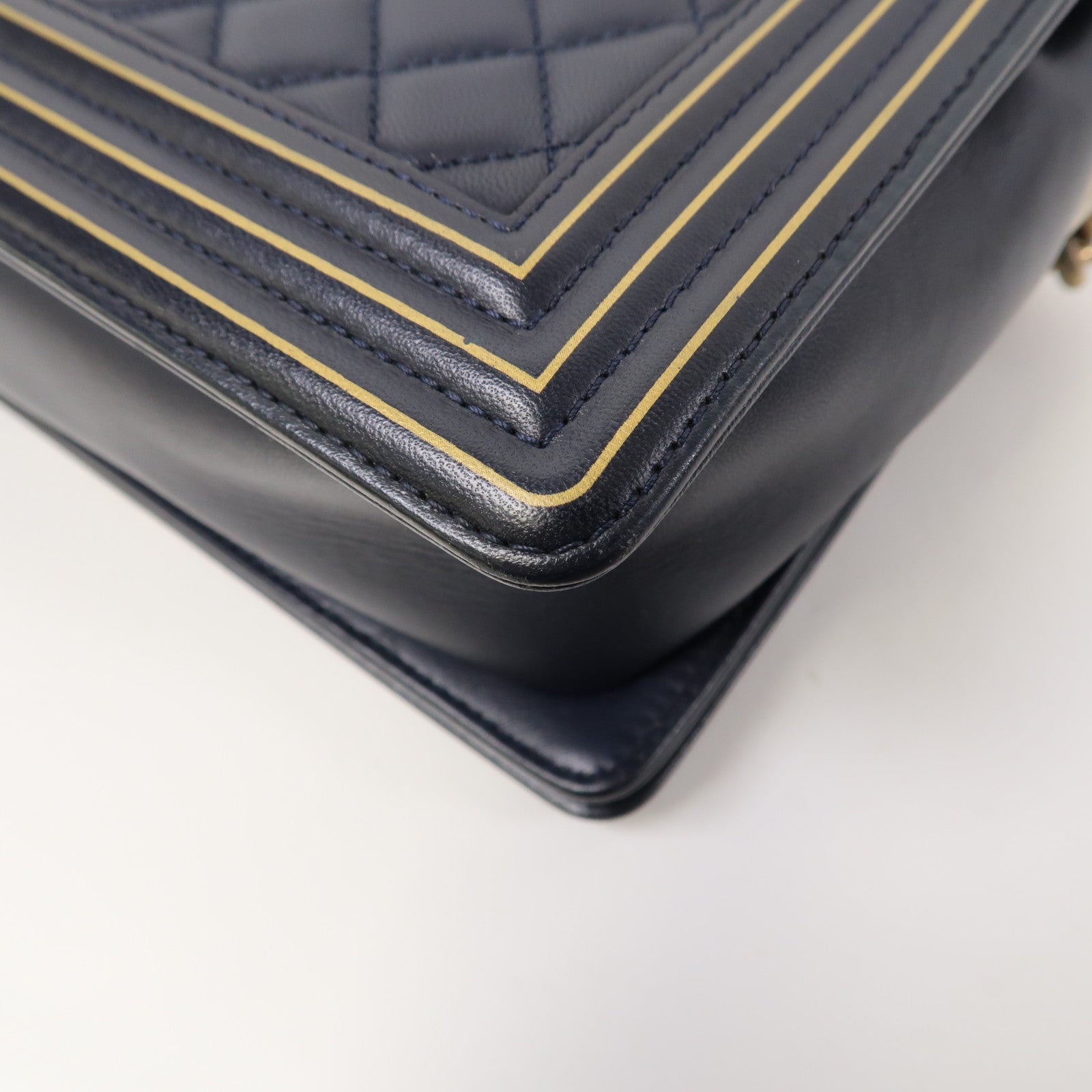 CHANEL 【激減優惠】菱格牛皮皮革Boy Studded Handle Flap金扣手挽肩背兩用袋深藍色