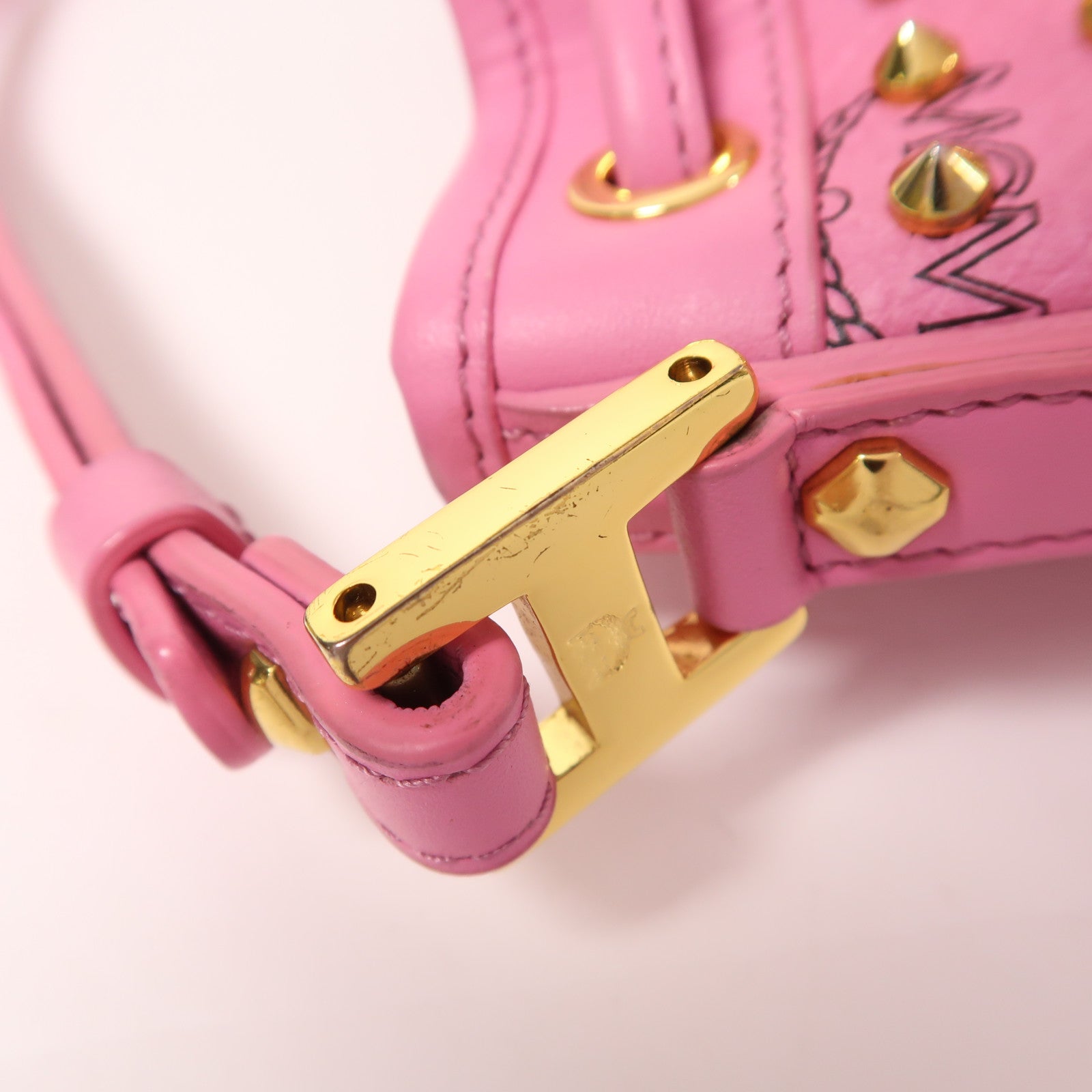 MCM 牛皮皮革Shoulder Bag金扣肩背袋