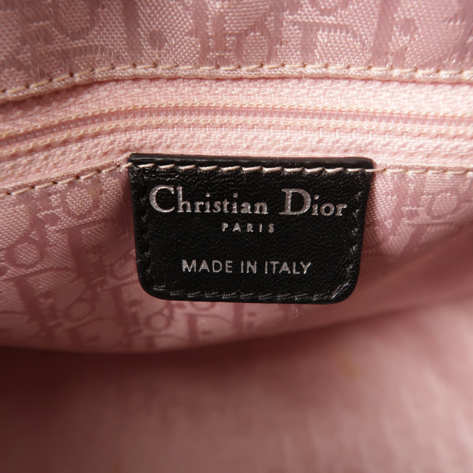 Dior 牛皮皮革Lady Dior Medium銀扣手挽肩背兩用袋