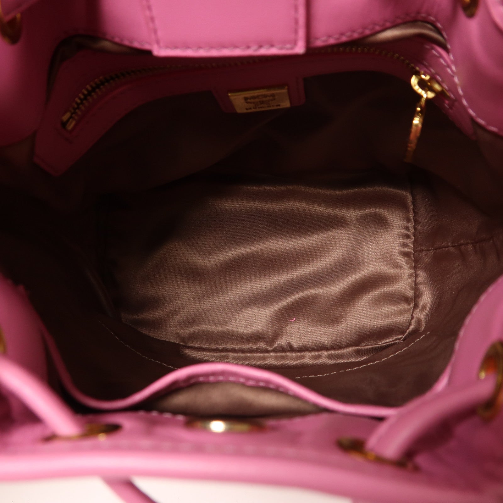 MCM 牛皮皮革Shoulder Bag金扣肩背袋