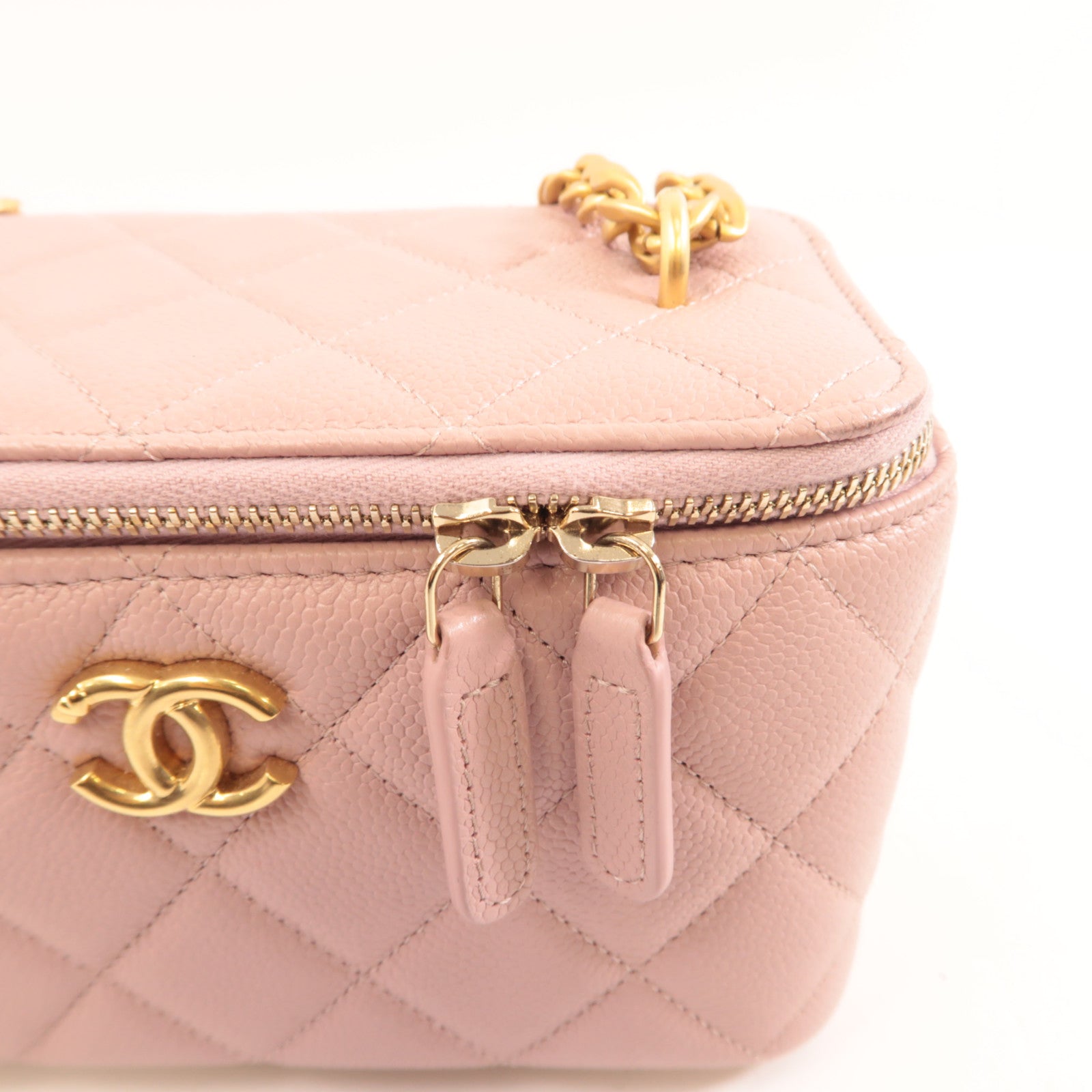 CHANEL 菱格牛皮皮革Vanity Case金扣鏈帶肩背袋粉紅色
