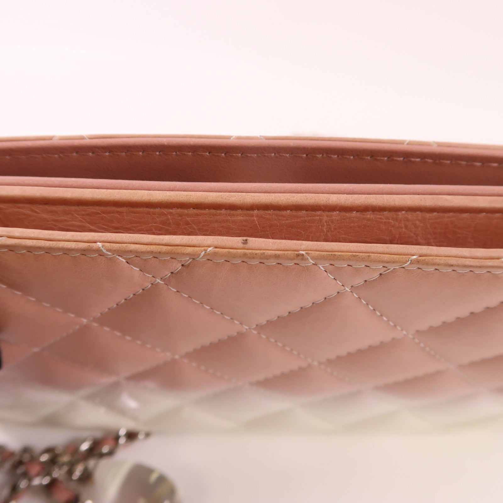 CHANEL 漆皮皮革/牛皮皮革WOC Wallet On Chain銀扣鏈帶肩背袋