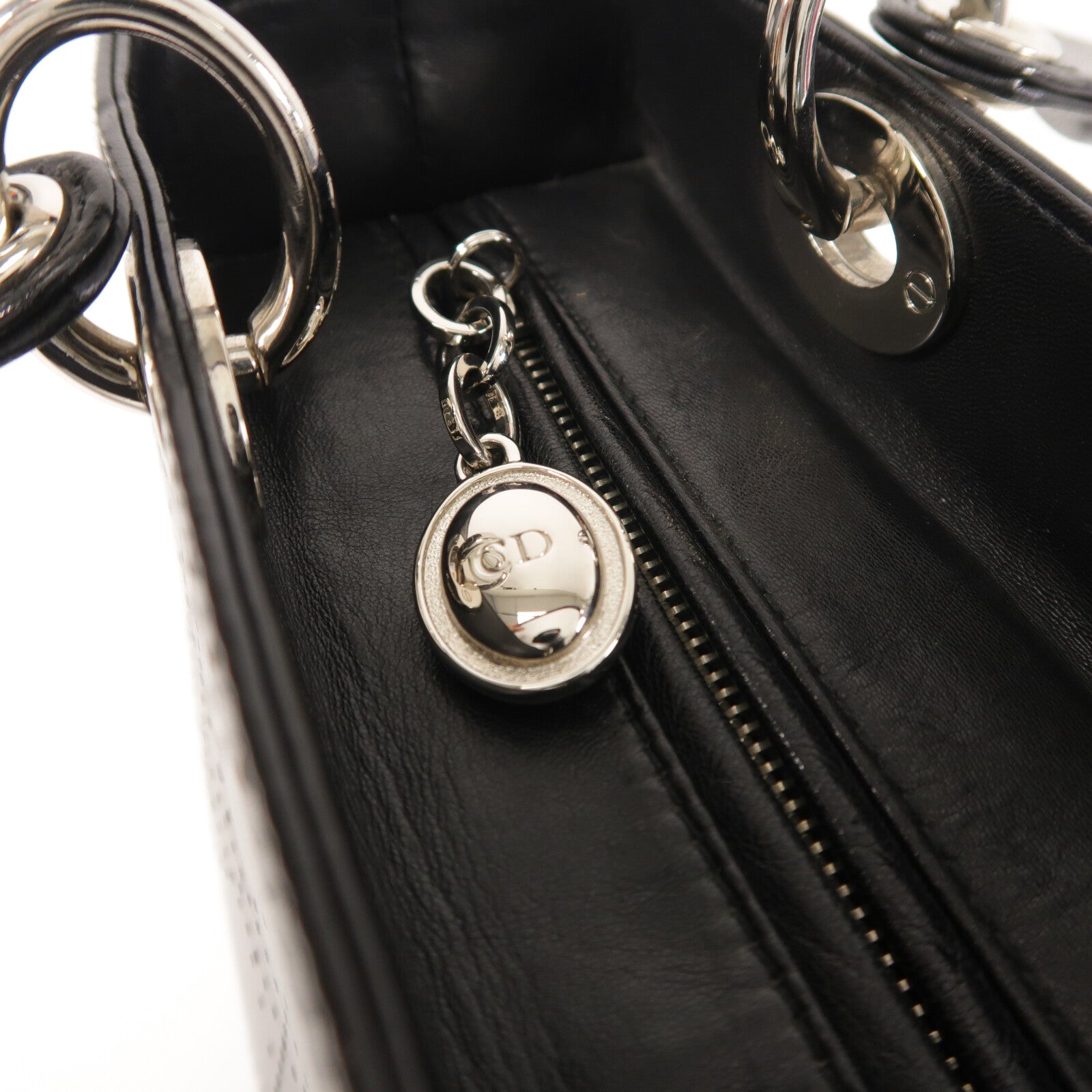 Dior 牛皮皮革Lady Dior Medium銀扣手挽肩背兩用袋