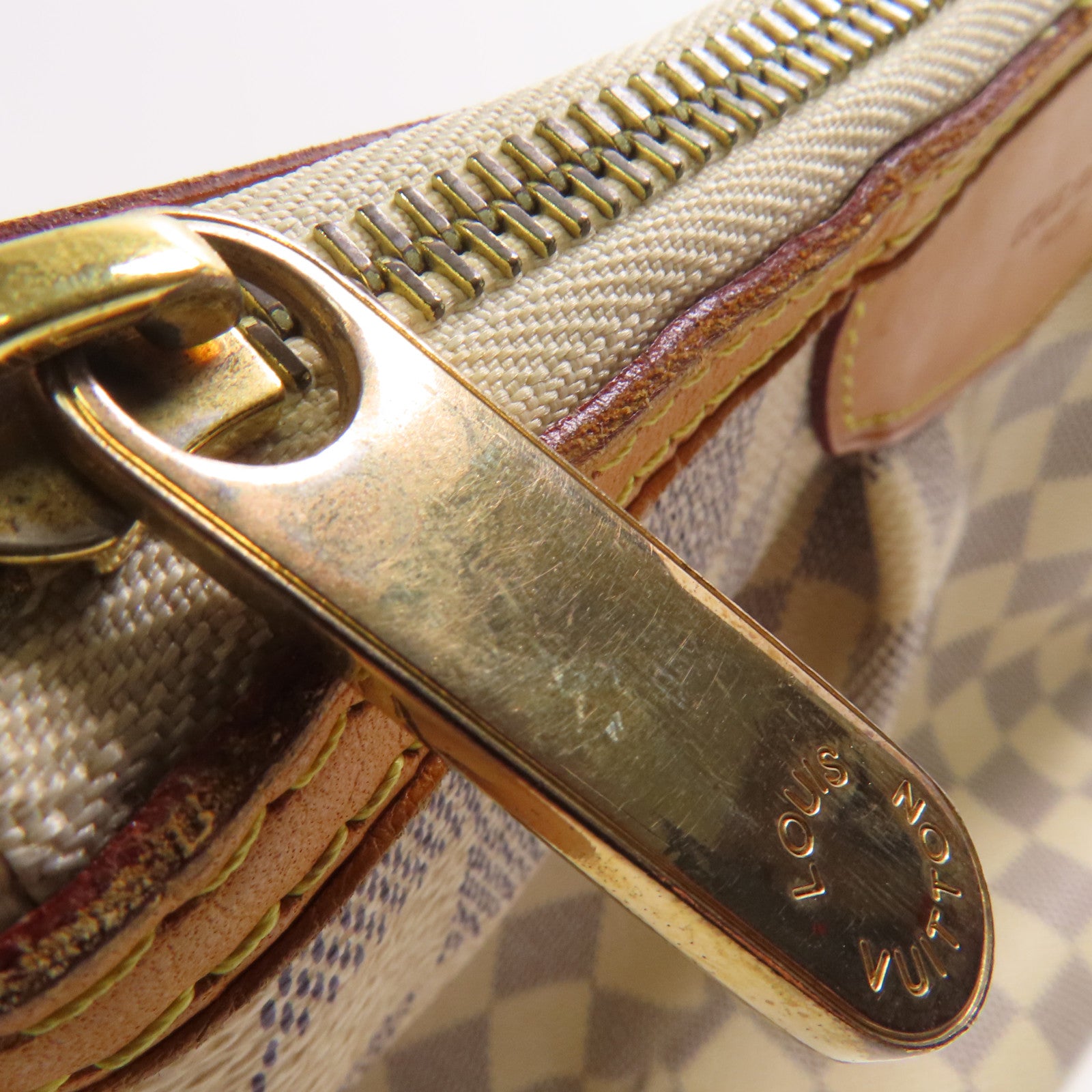 LOUIS VUITTON Damier Azur Siracusa PM金扣肩背袋