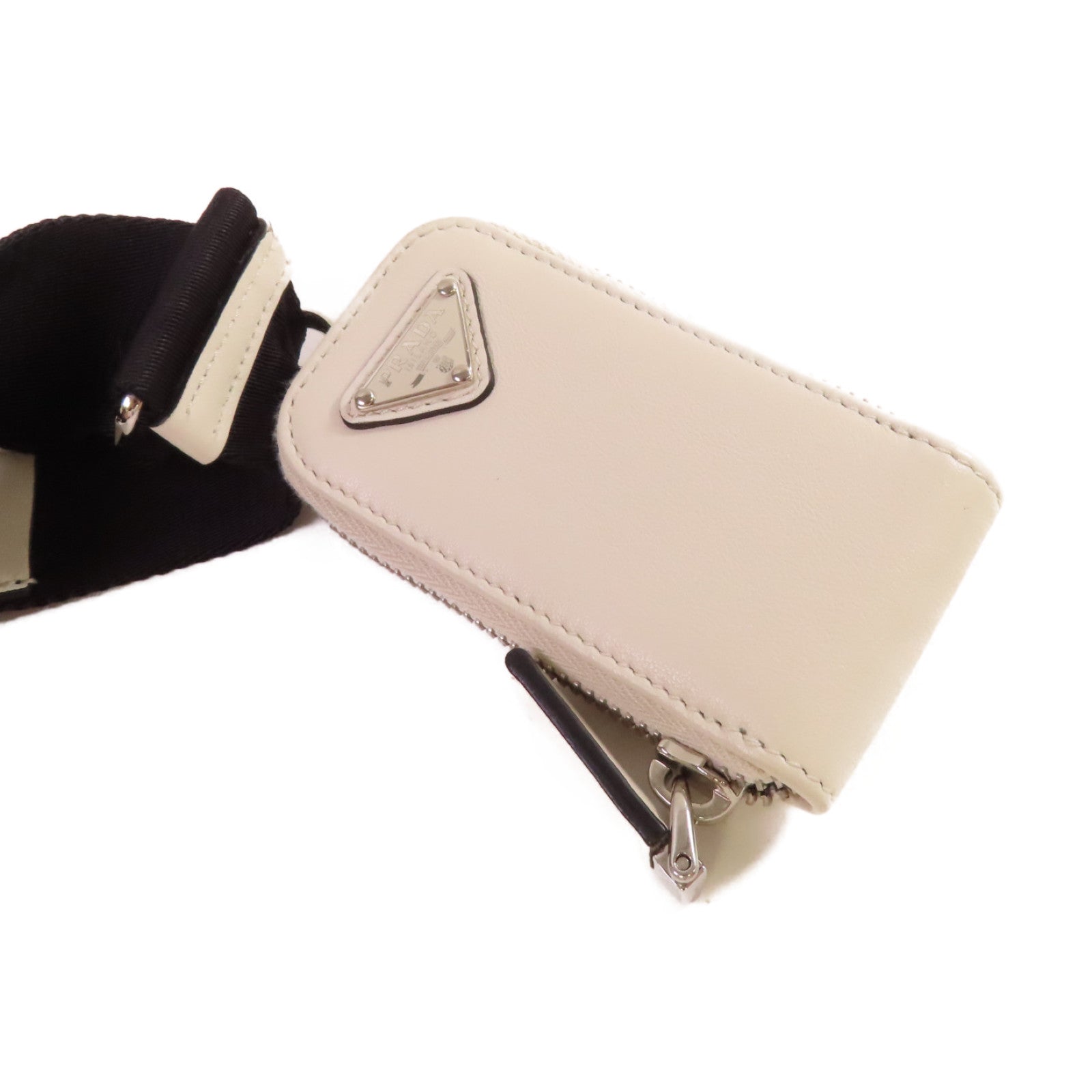 PRADA 牛皮皮革Triangle Shoulder Bag銀扣肩背袋白色