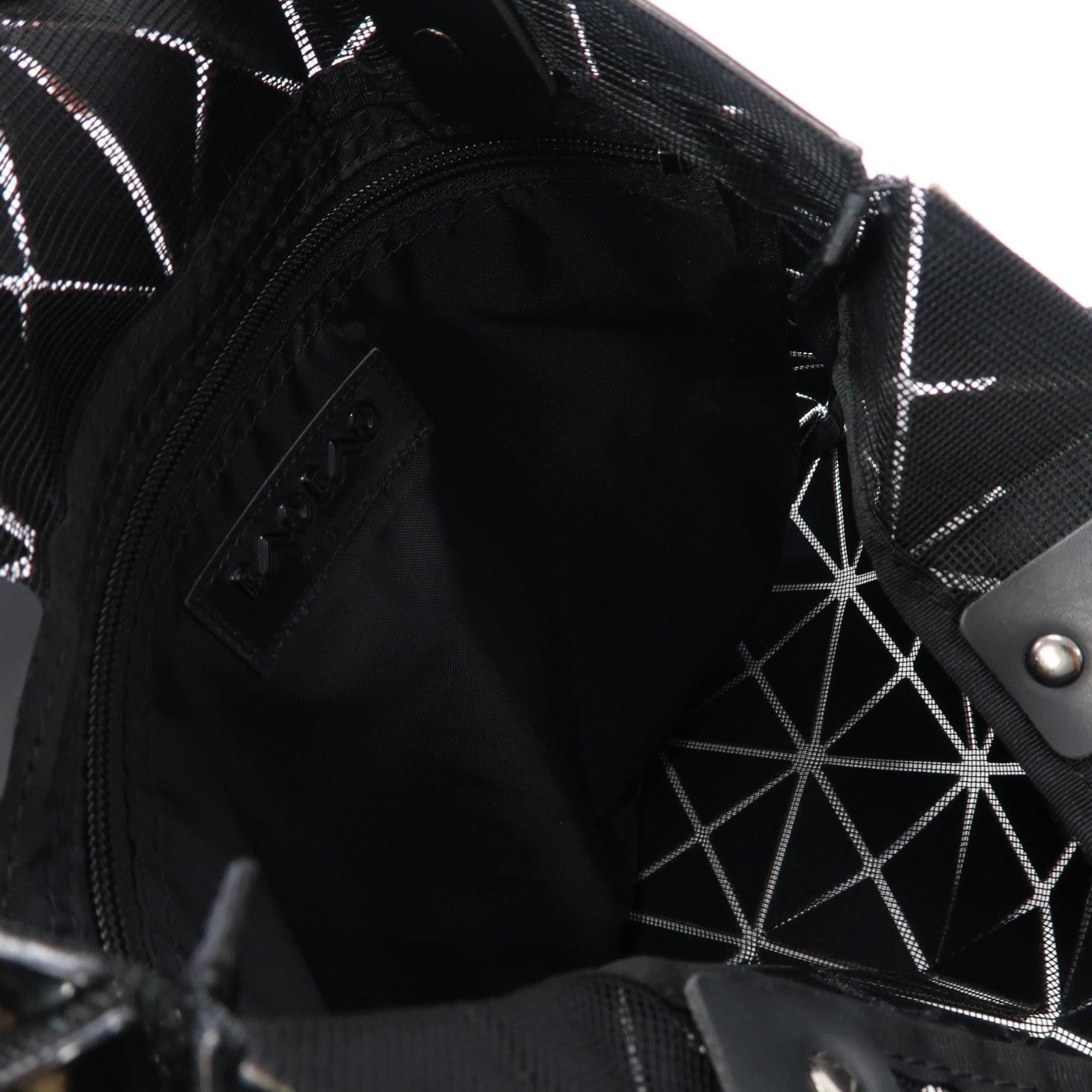 ISSEY MIYAKE PVC Bao Bao Shoulder Bag肩背袋黑色