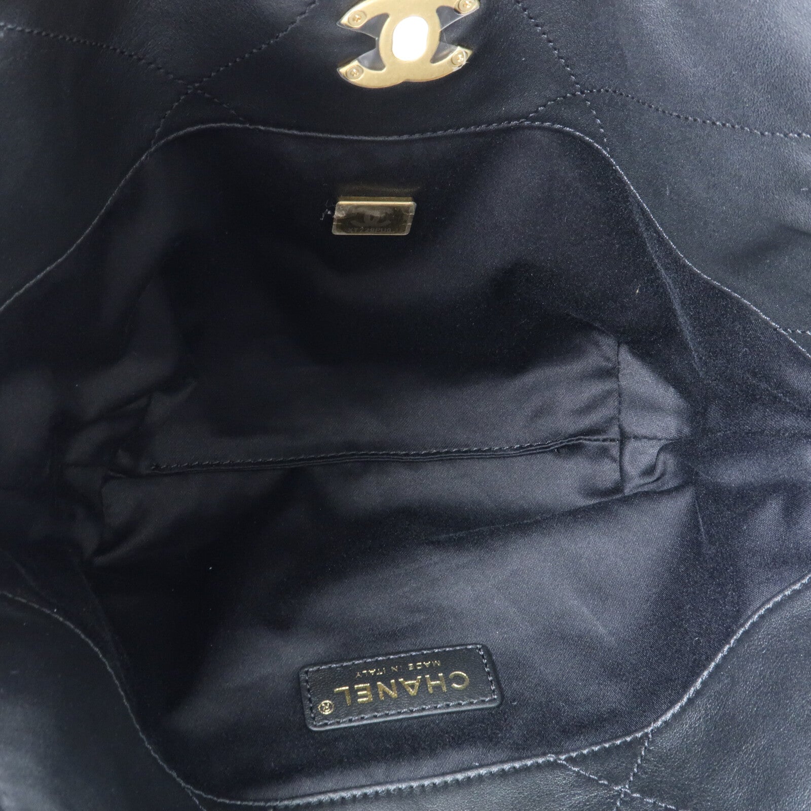 CHANEL 【激減優惠】牛皮皮革Small Chain Tote金扣鏈帶手挽袋