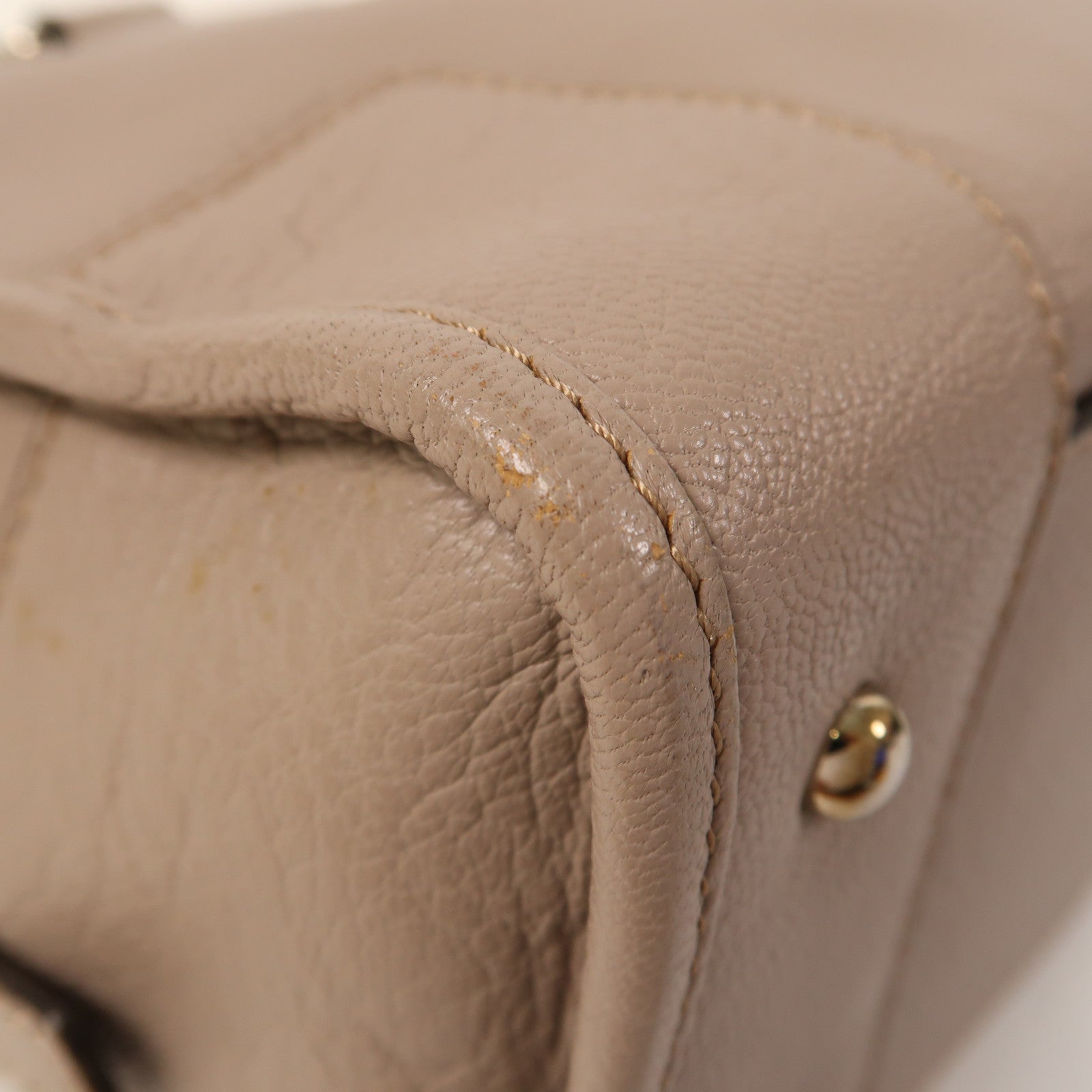 LOEWE 牛皮皮革Amazona銀扣手挽袋杏色