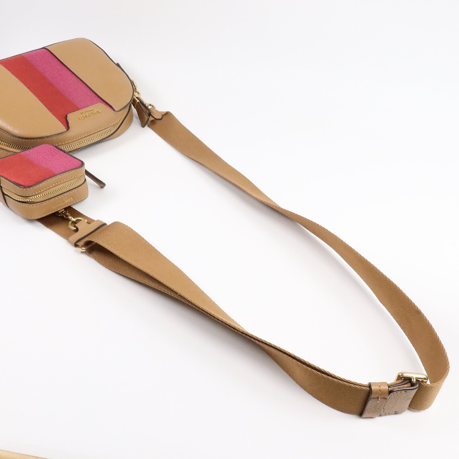 Kate Spade 皮革/提花織布Racing Stripe Addy Medium Dome肩背袋