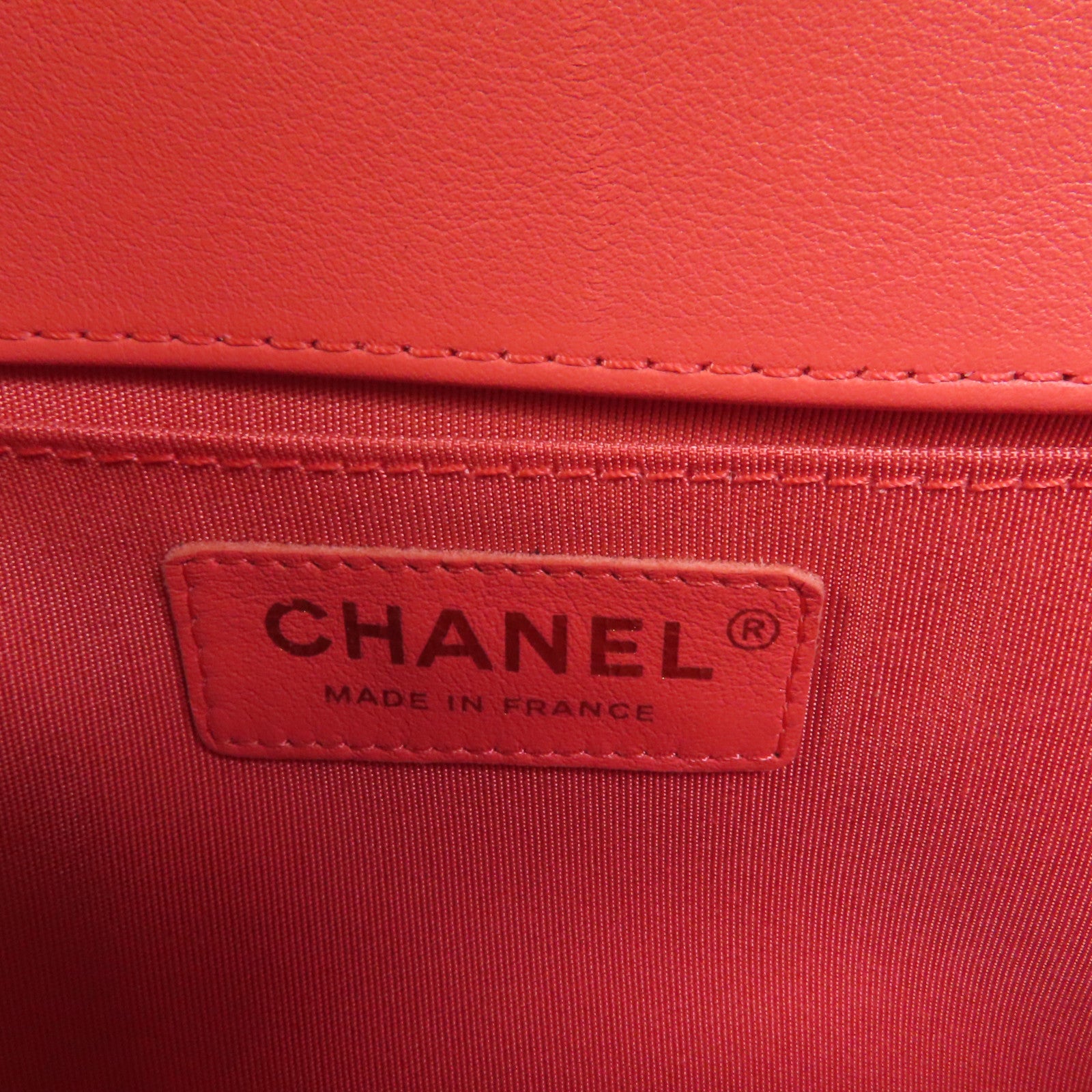 CHANEL 羊皮皮革Boy 25金扣鏈帶肩背袋