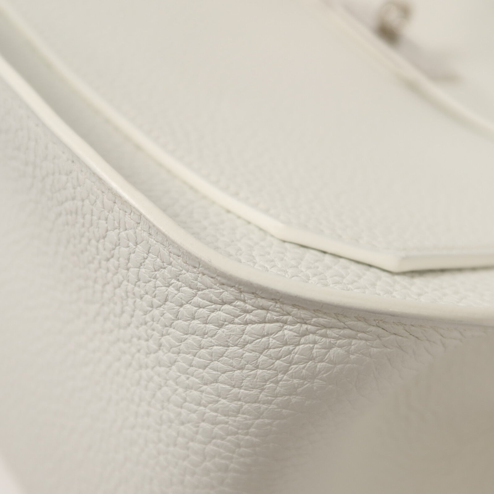 HERMES Togo皮革Jypsiere 28肩背袋Blanc