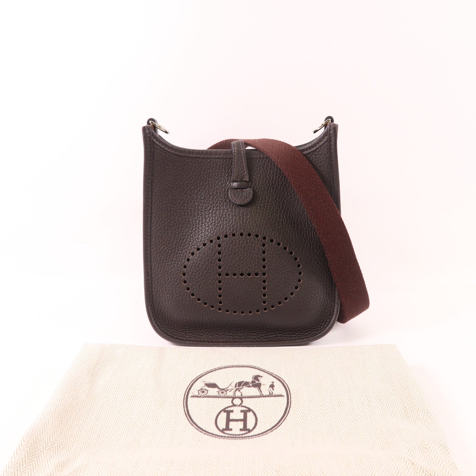 HERMES Clemence皮革Evelyne TPM銀扣肩背袋Ebene