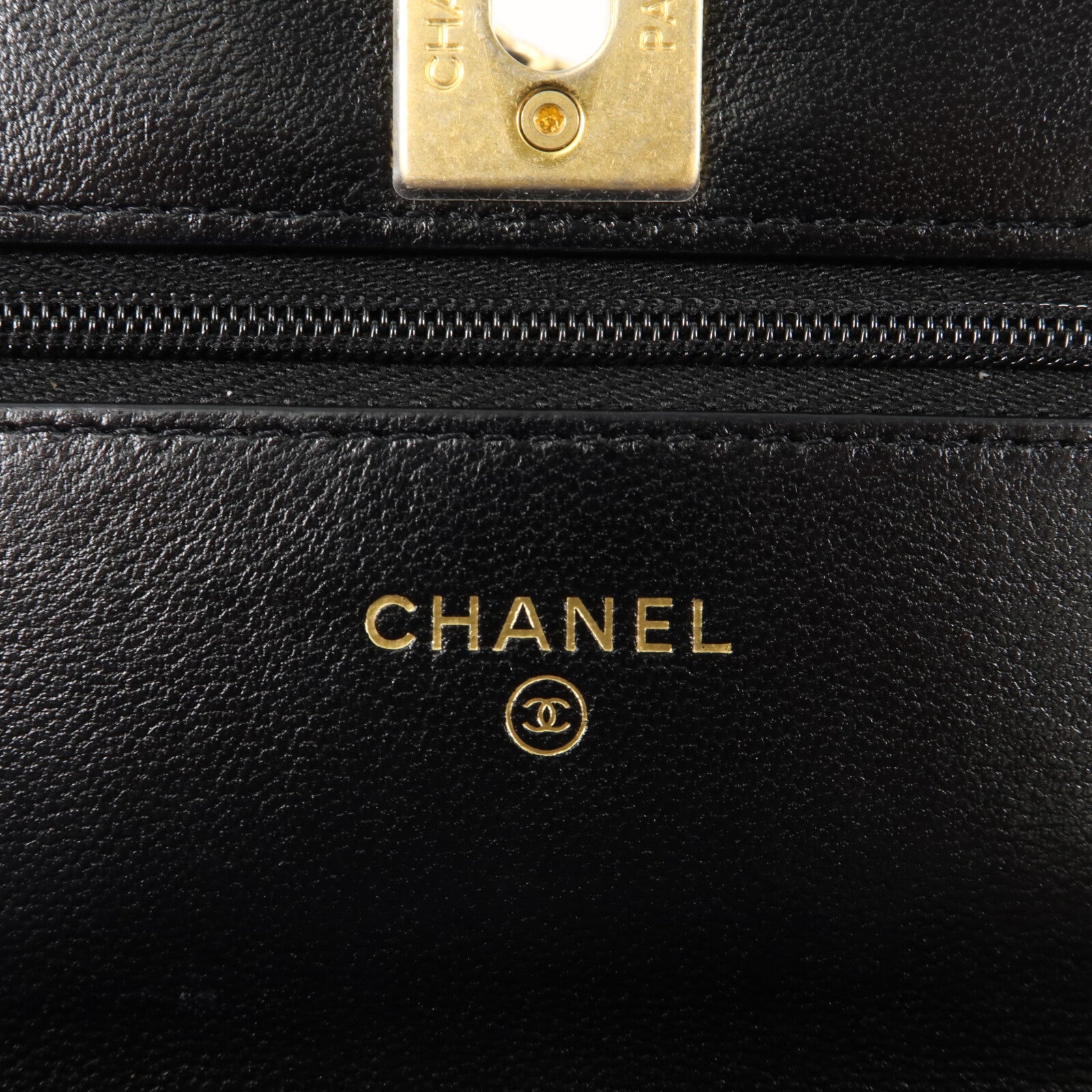 CHANEL 羊皮皮革WOC Wallet On Chain鏈帶肩背袋