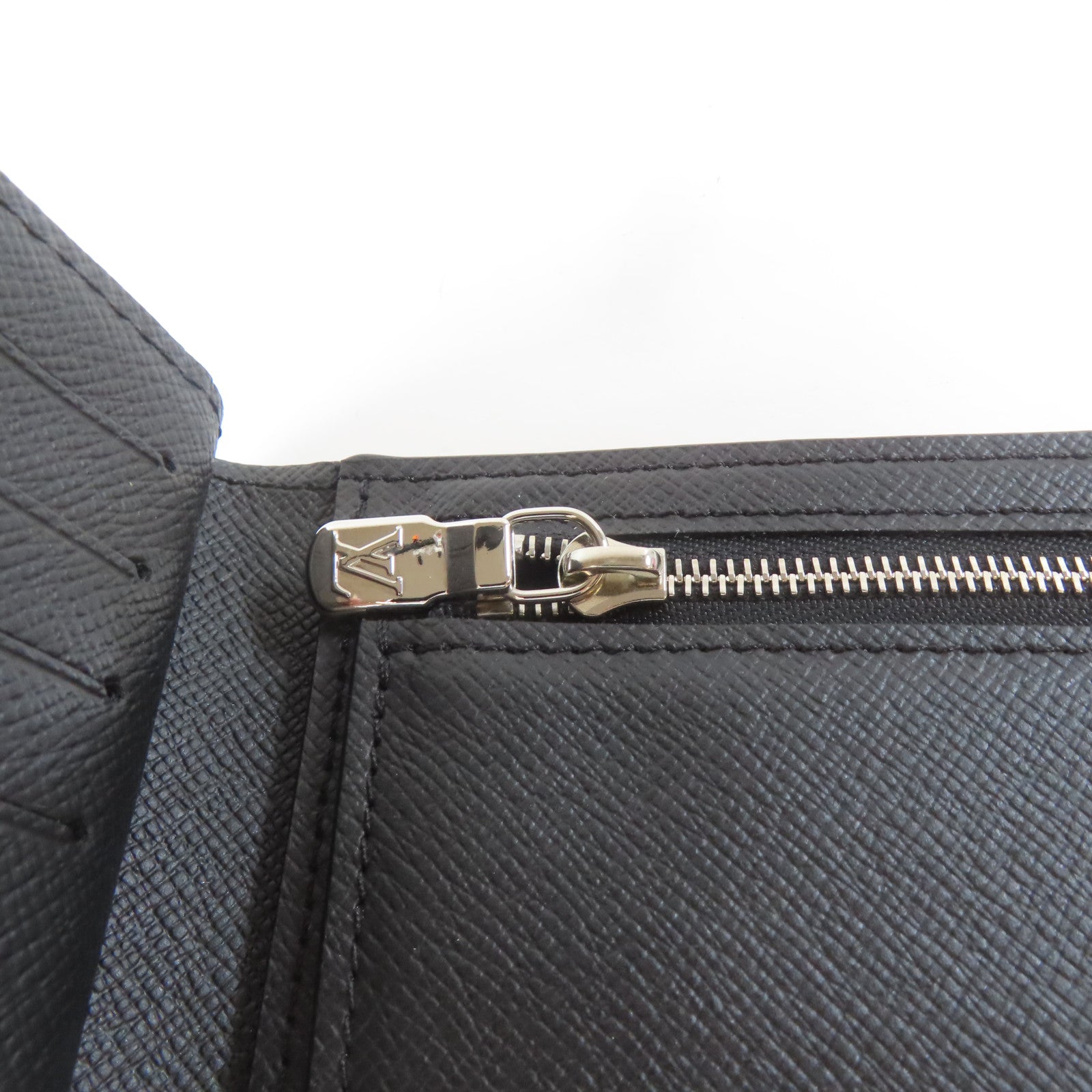 LOUIS VUITTON Tiaga Amerigo Wallet銀扣錢包黑色