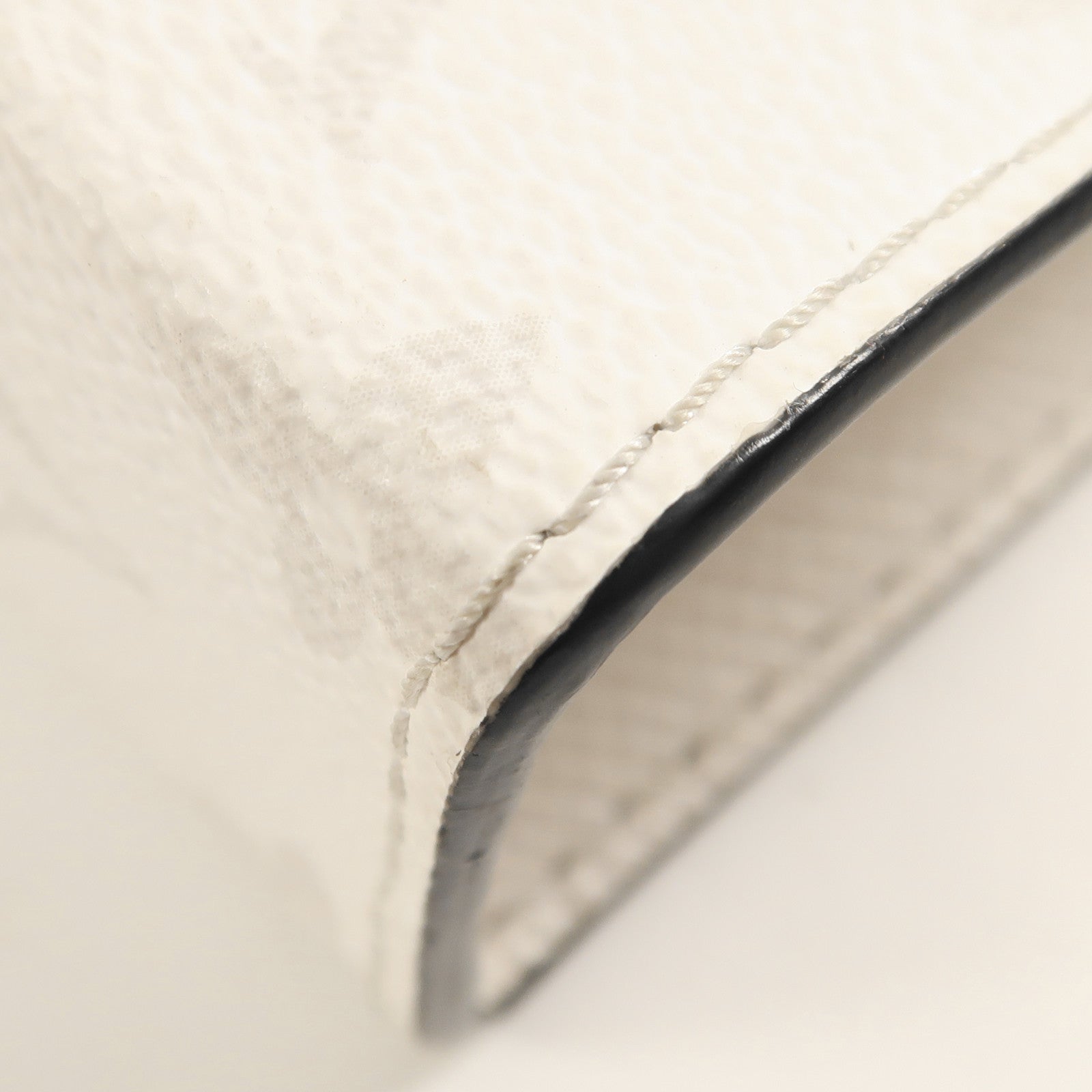 LOUIS VUITTON Monogram Taigarama Gaston銀扣肩背袋