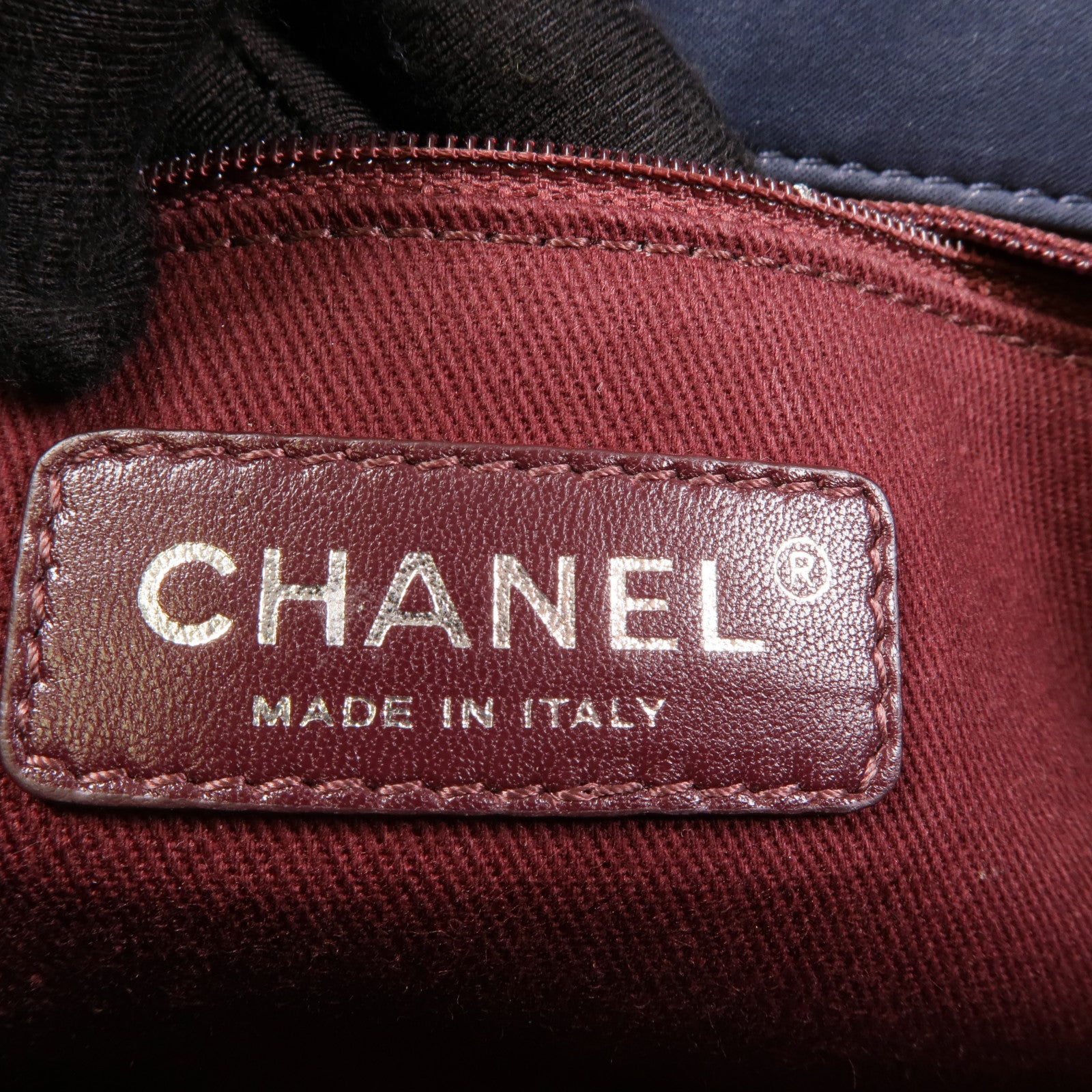 CHANEL 牛皮皮革Chain Shoulder Bag銀扣鏈帶肩背袋