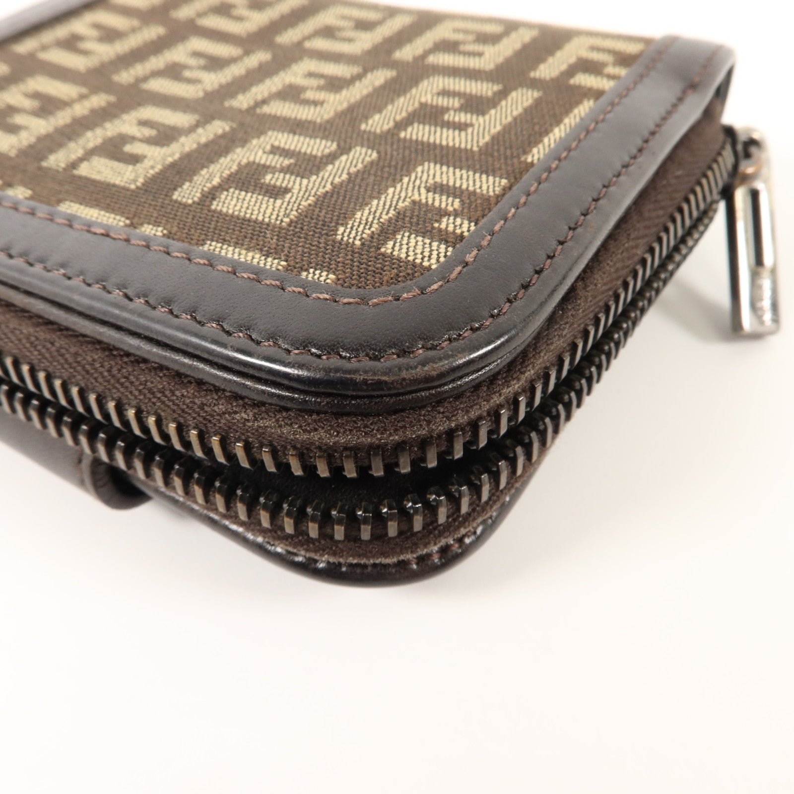 FENDI 帆布Bifold Wallet銀扣錢包